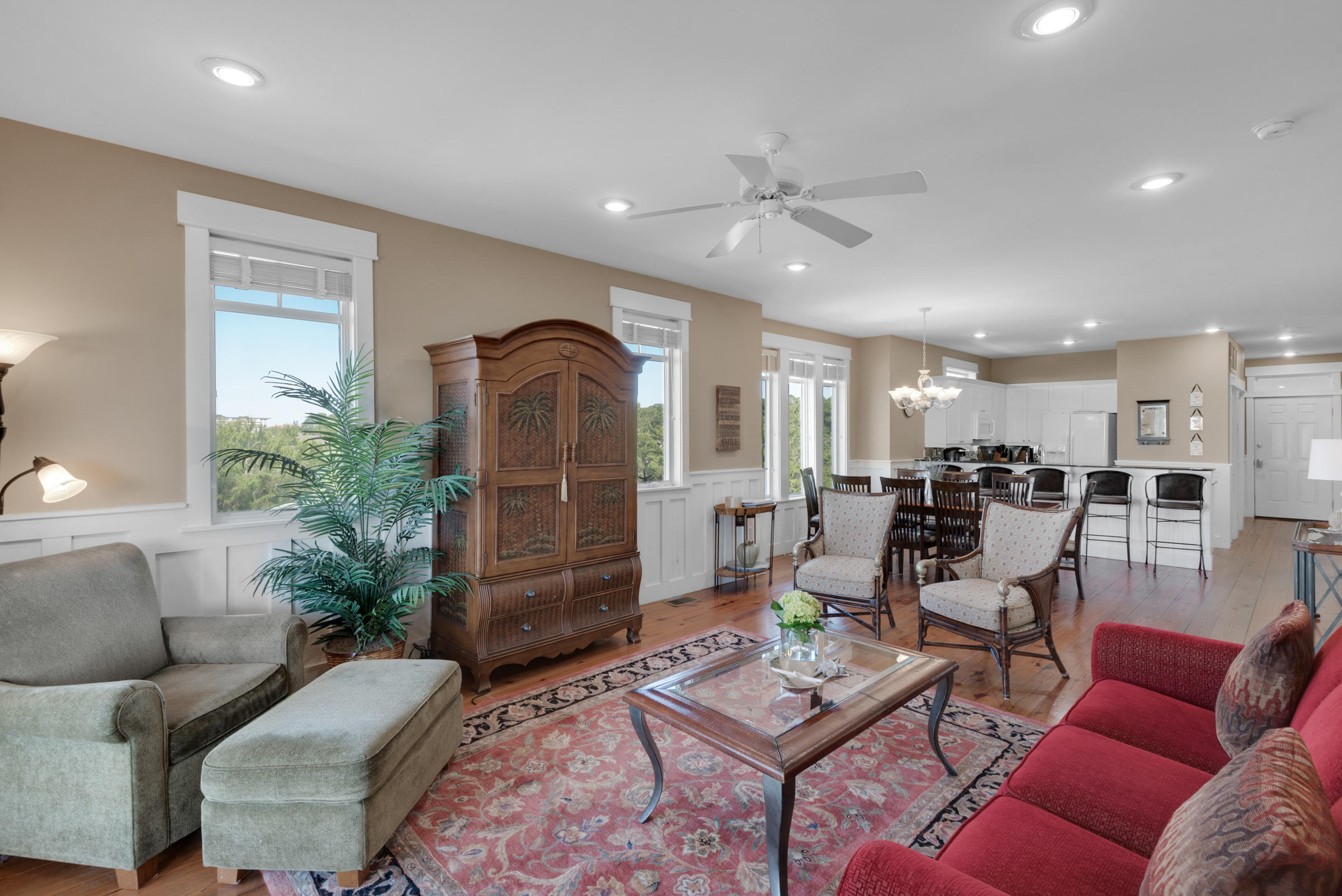 Grand Isle Condo - Residential