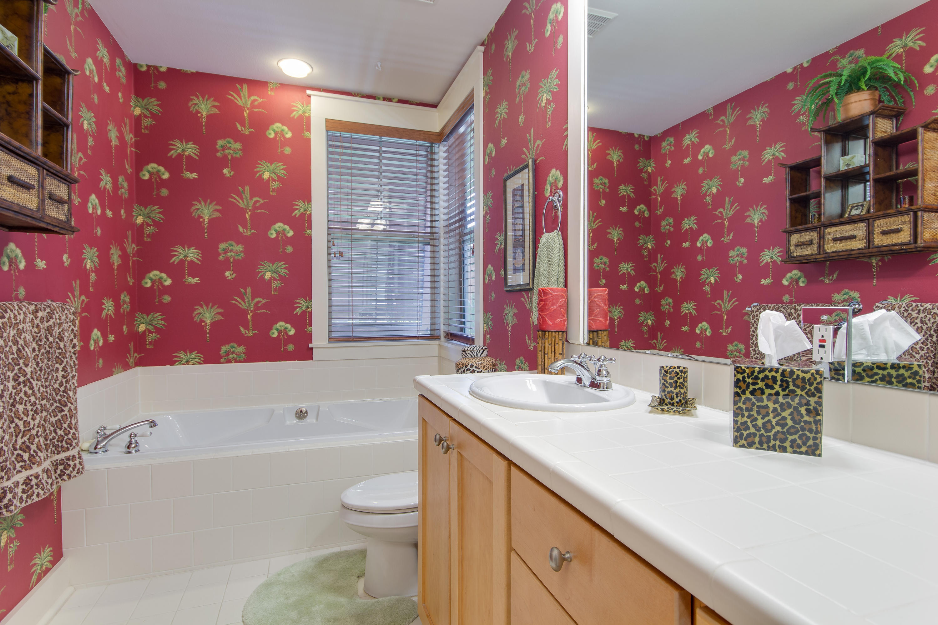 MAGNOLIA BAY - Residential