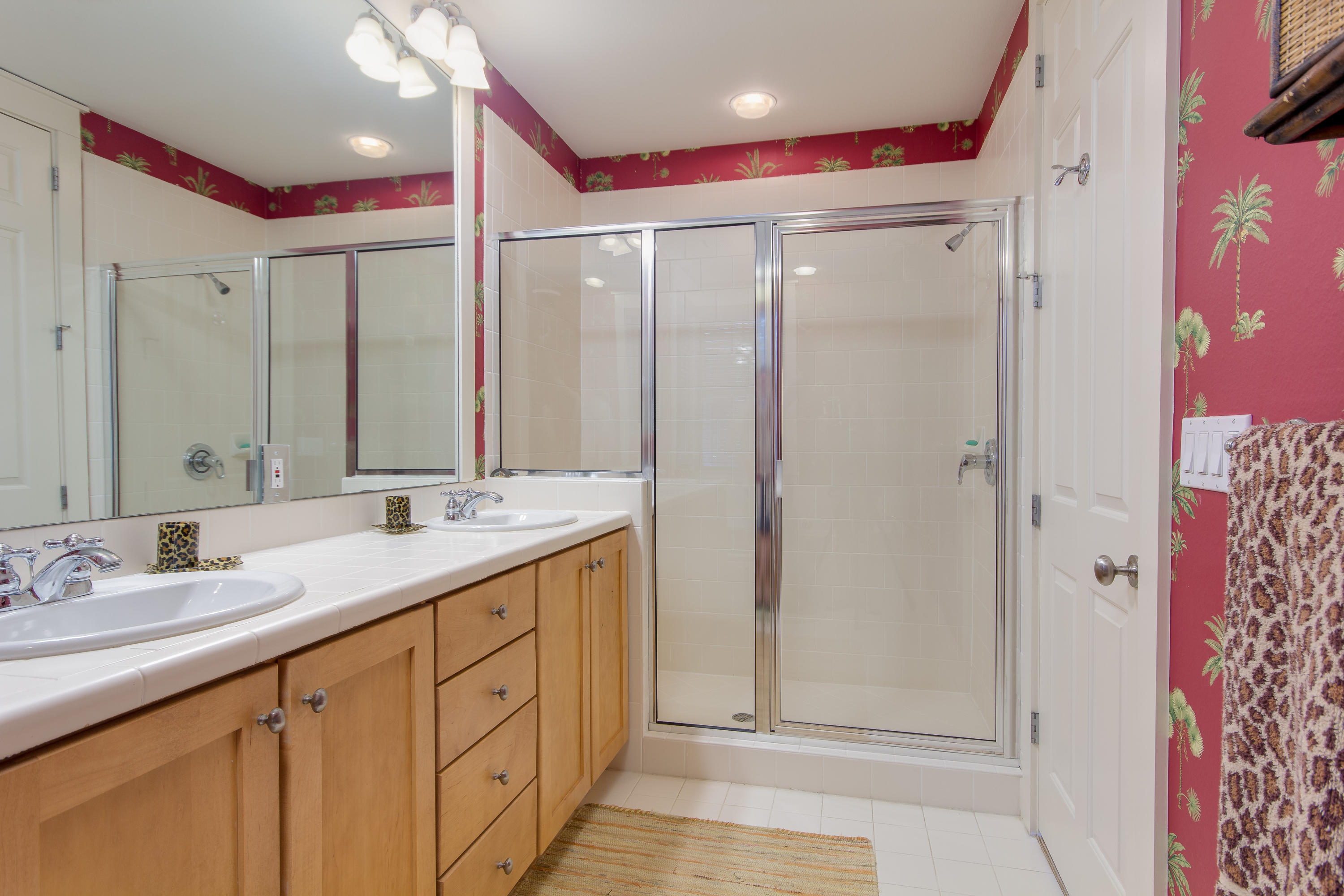 MAGNOLIA BAY - Residential