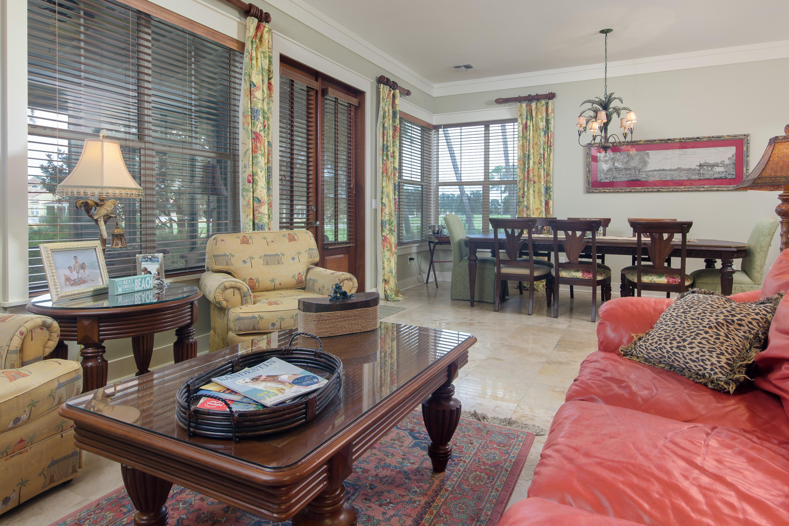 MAGNOLIA BAY - Residential