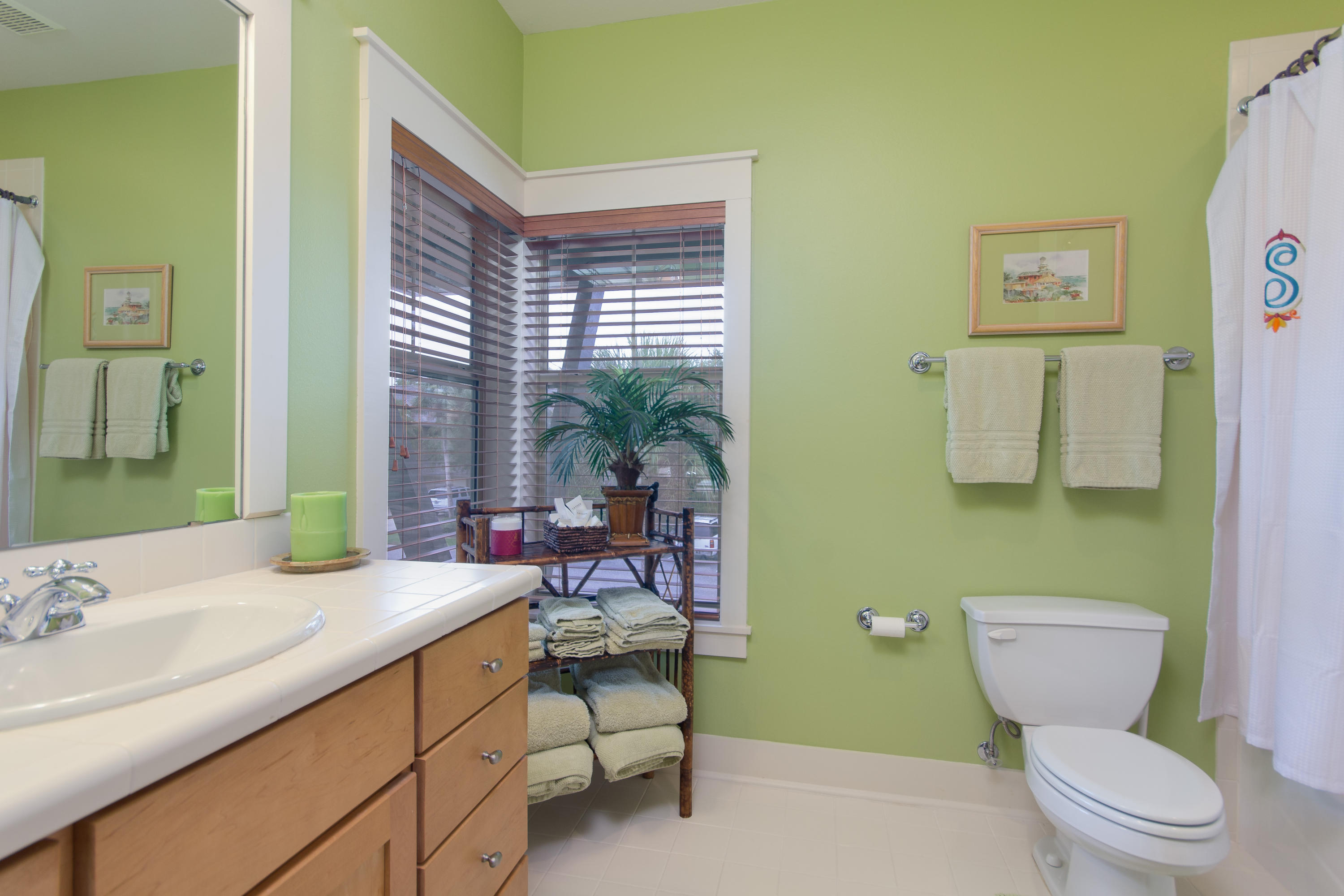 MAGNOLIA BAY - Residential