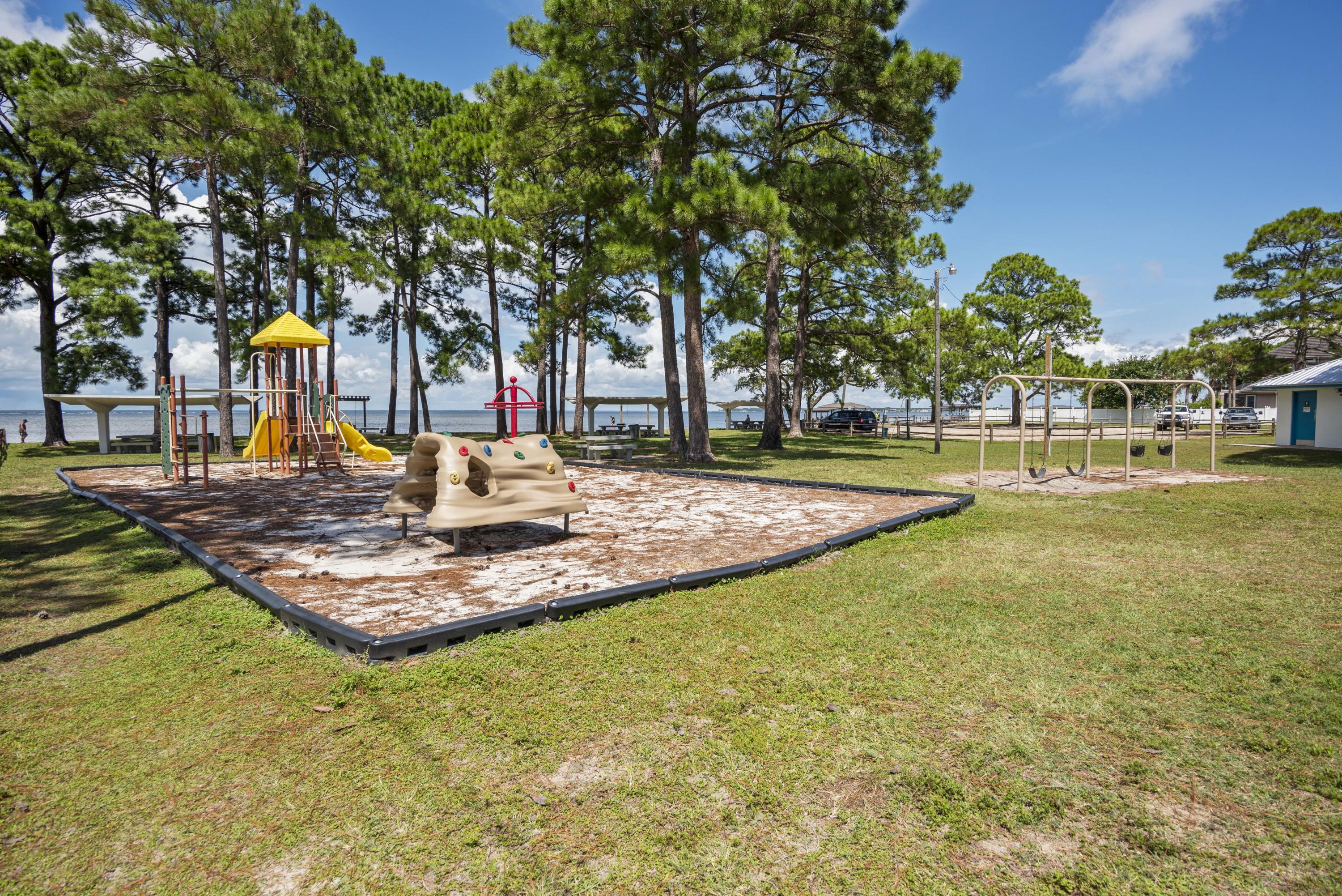 BAY BRIDGE LANDING PH 2 - Residential