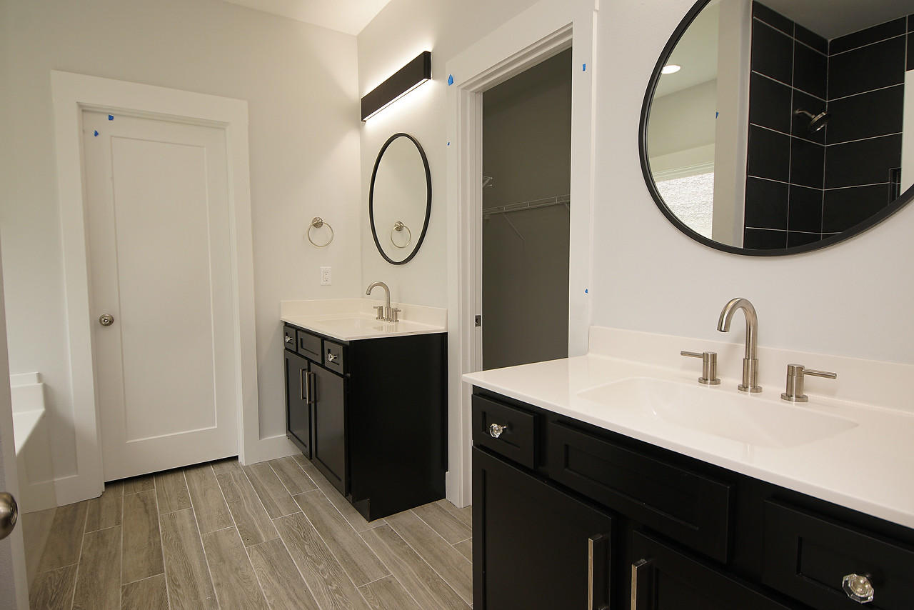 VESTA HEIGHTS - Residential