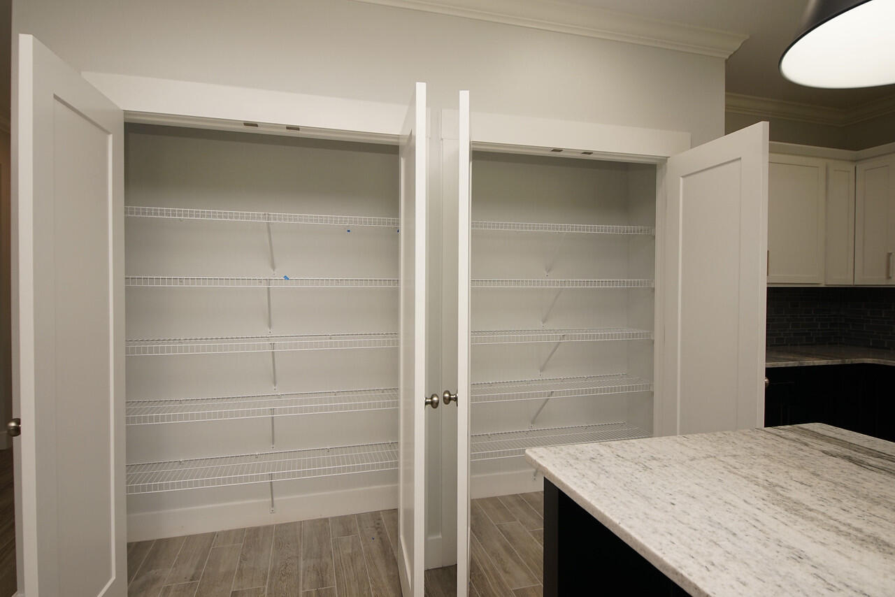 VESTA HEIGHTS - Residential