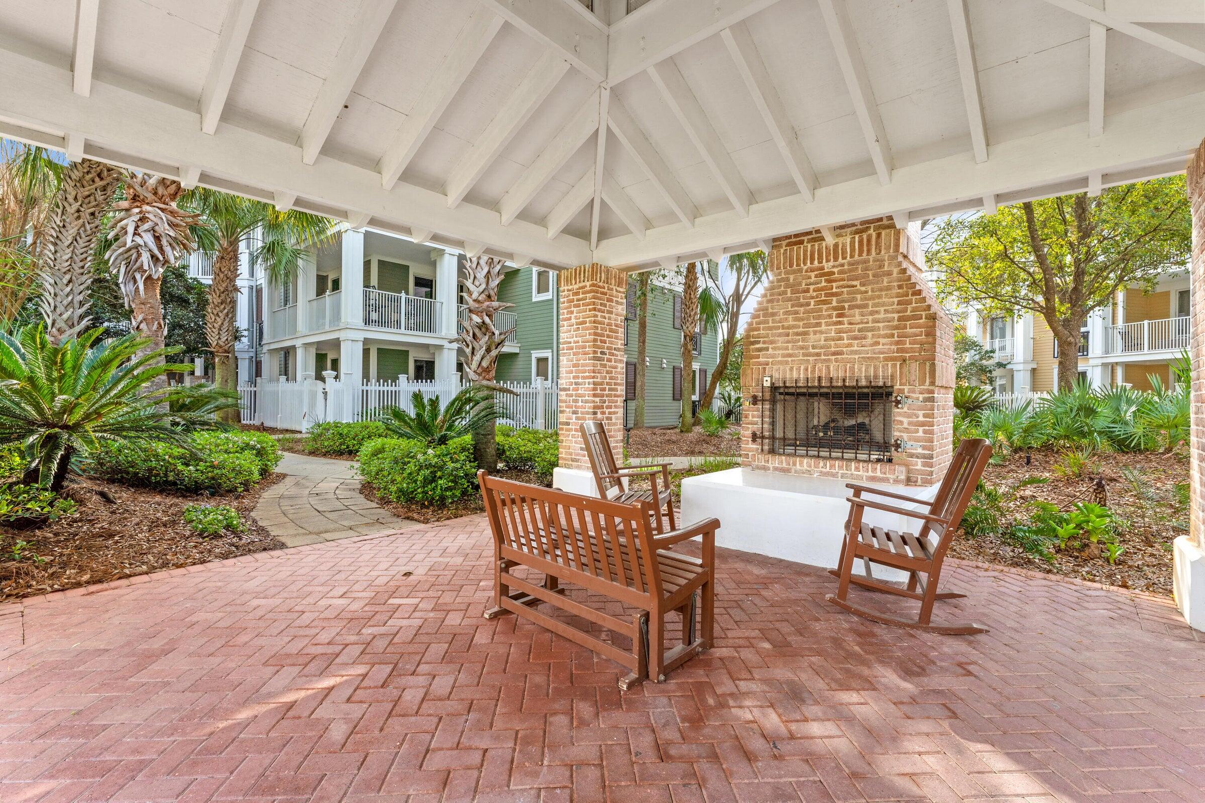 PILOT HOUSE - Residential