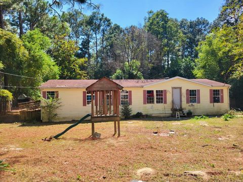 A home in Crestview