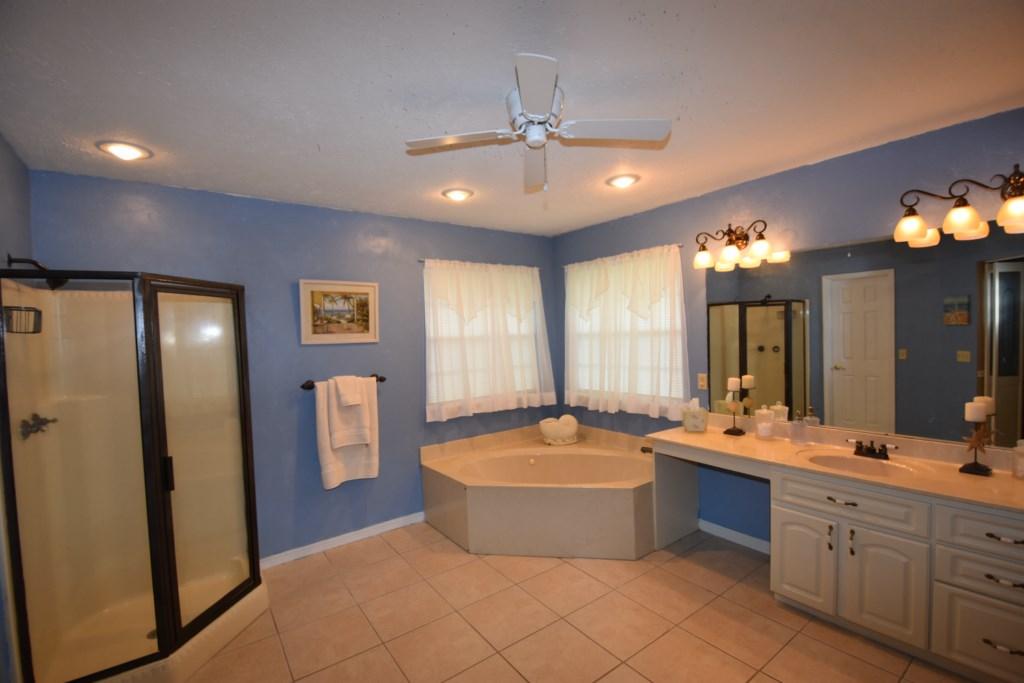 PLANTATION OAKS S/D - Residential