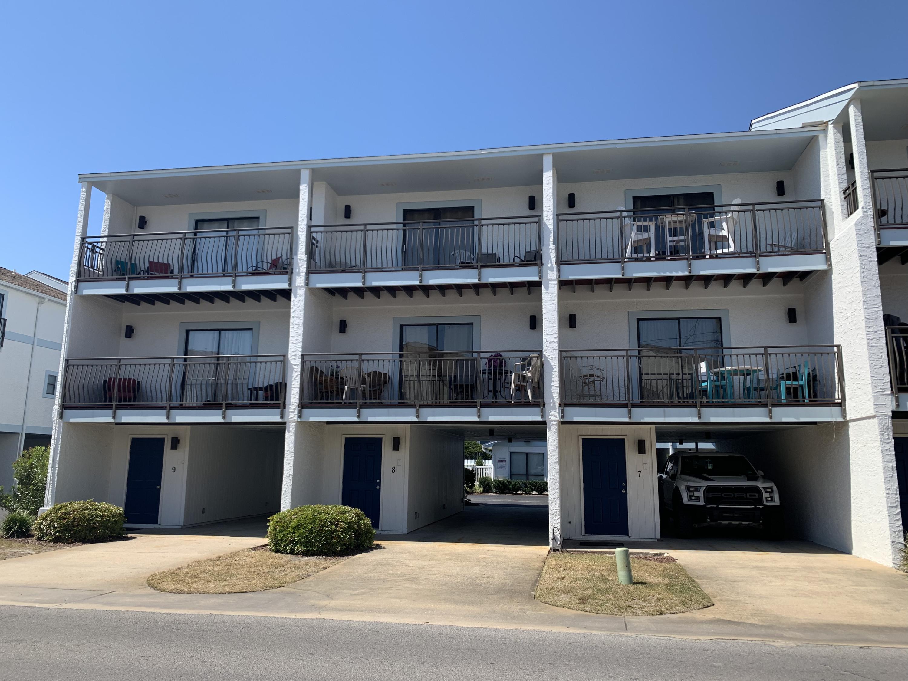 COSTA VISTA T/H - Residential