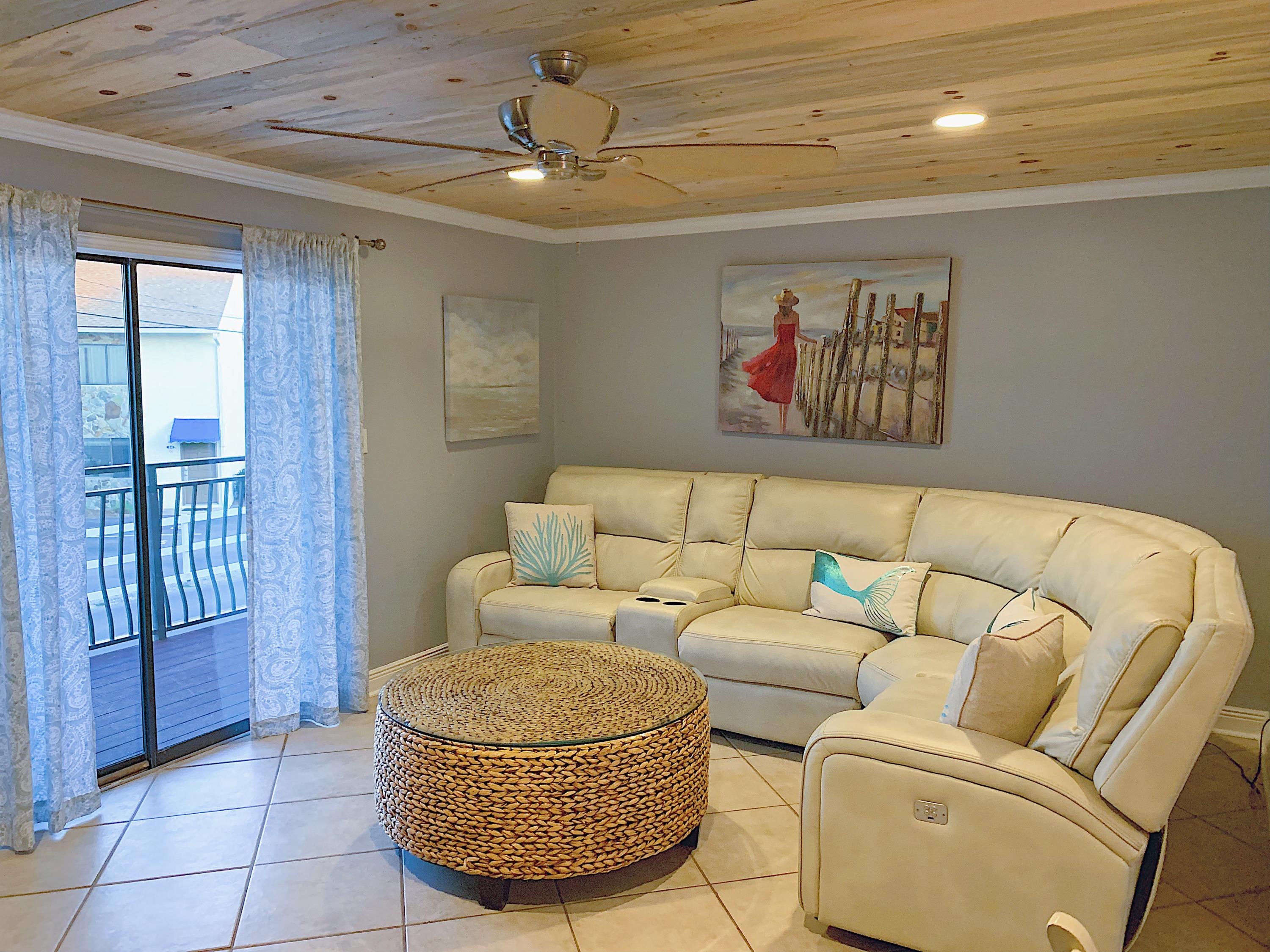 COSTA VISTA T/H - Residential