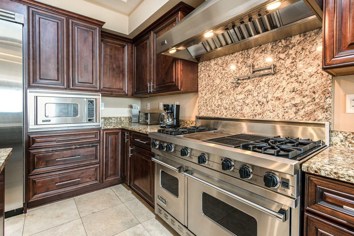 SANCTUARY BY THE SEA CONDO - Residential
