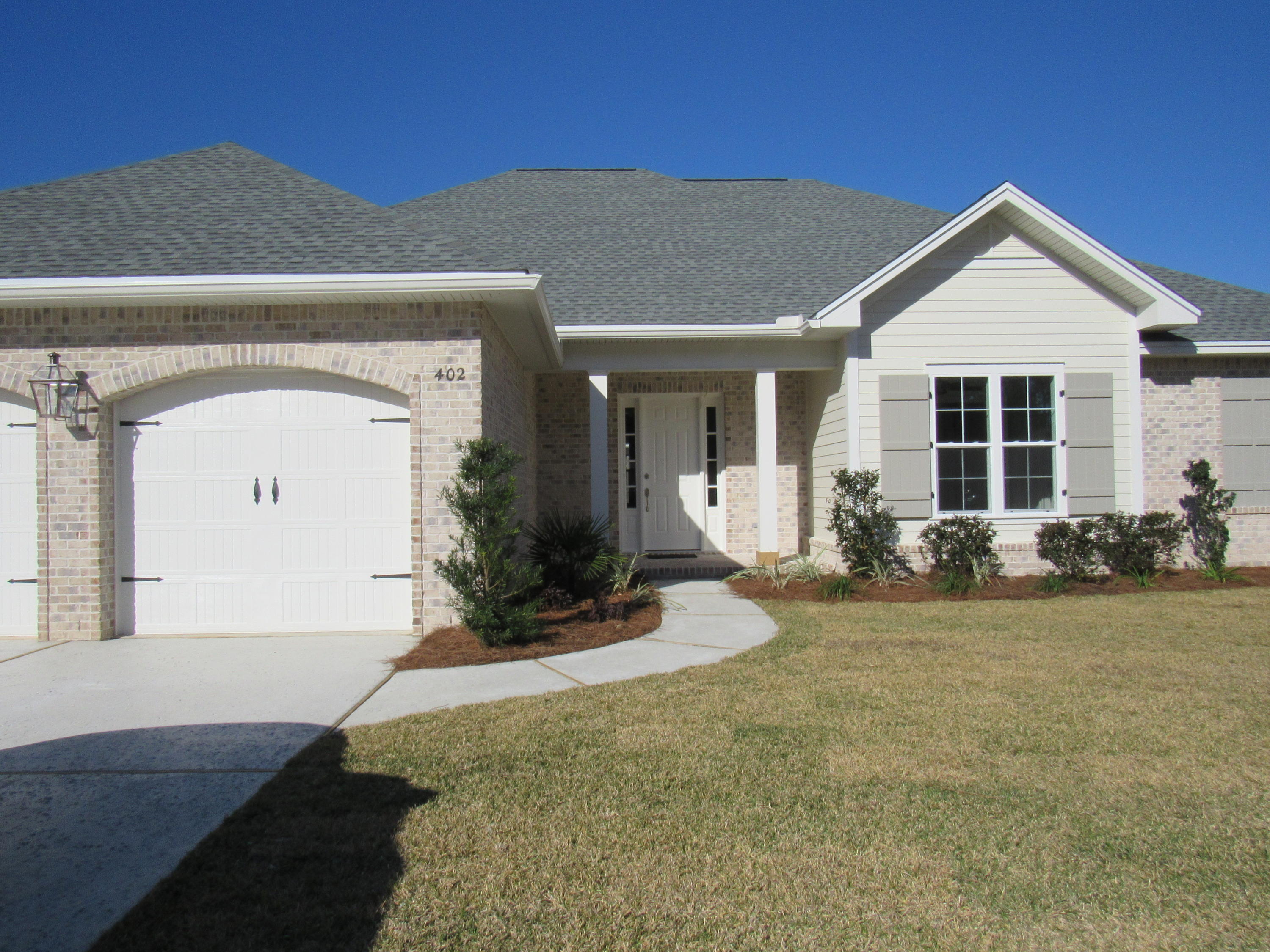 MAGNOLIA WOODS - Residential