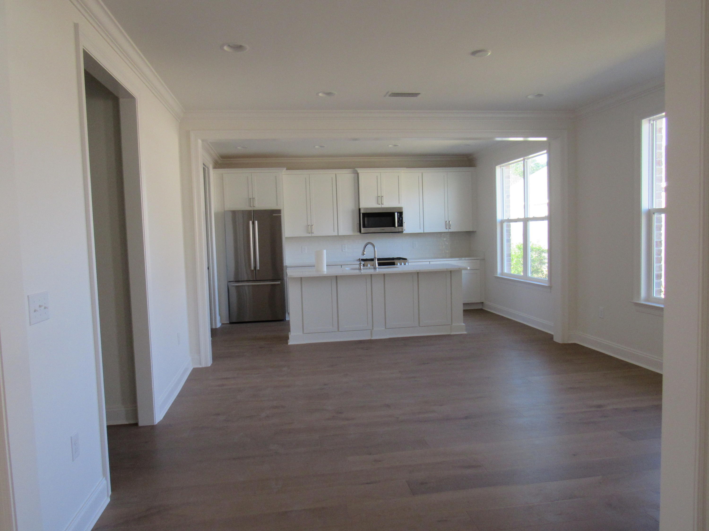 MAGNOLIA WOODS - Residential