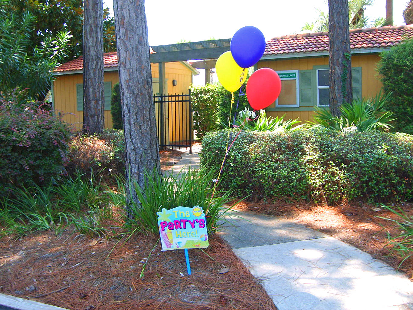 EMERALD LAKES PH 1EMERALD LAKES - Residential