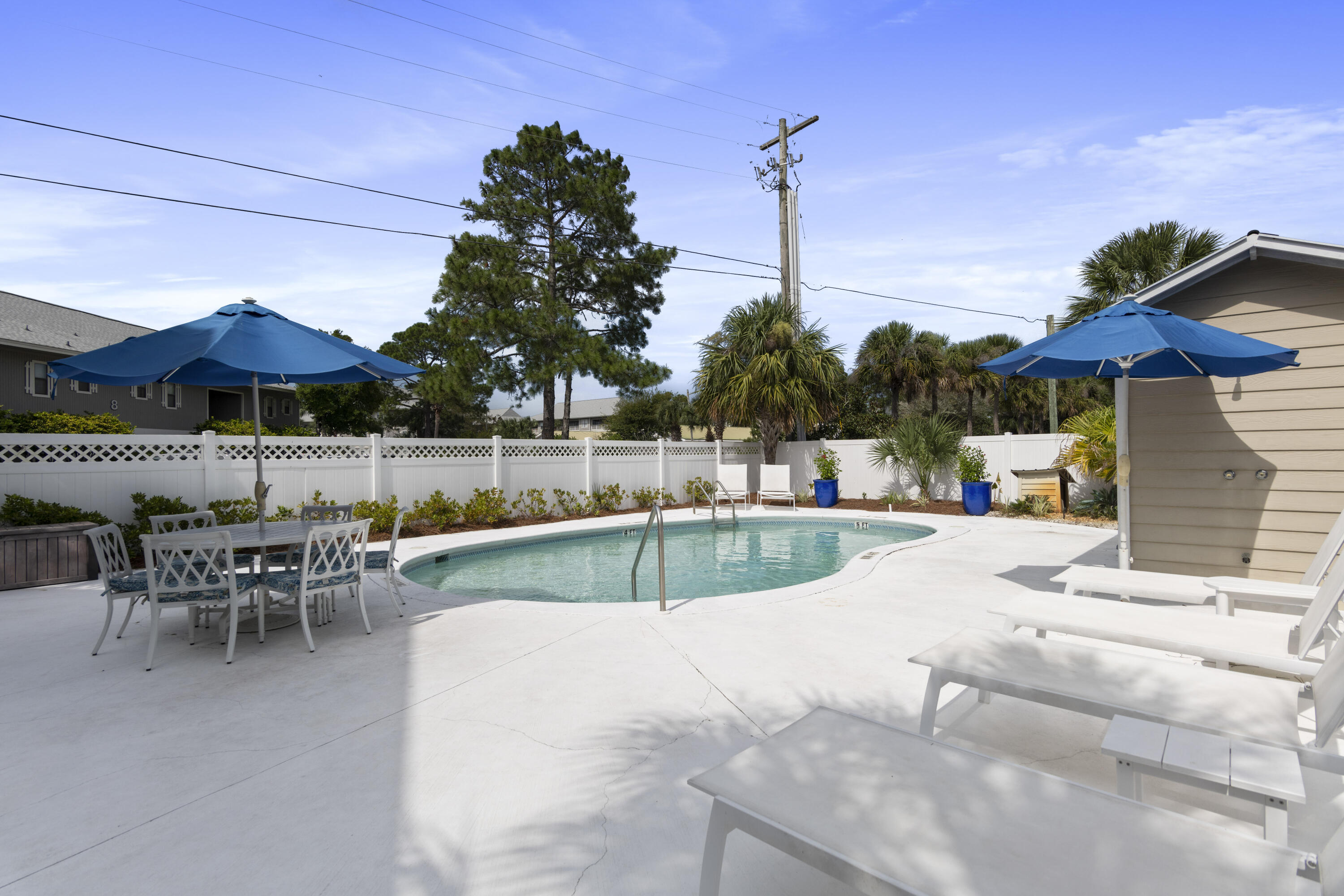 VILLAGE OF SUGAR BEACH - Residential