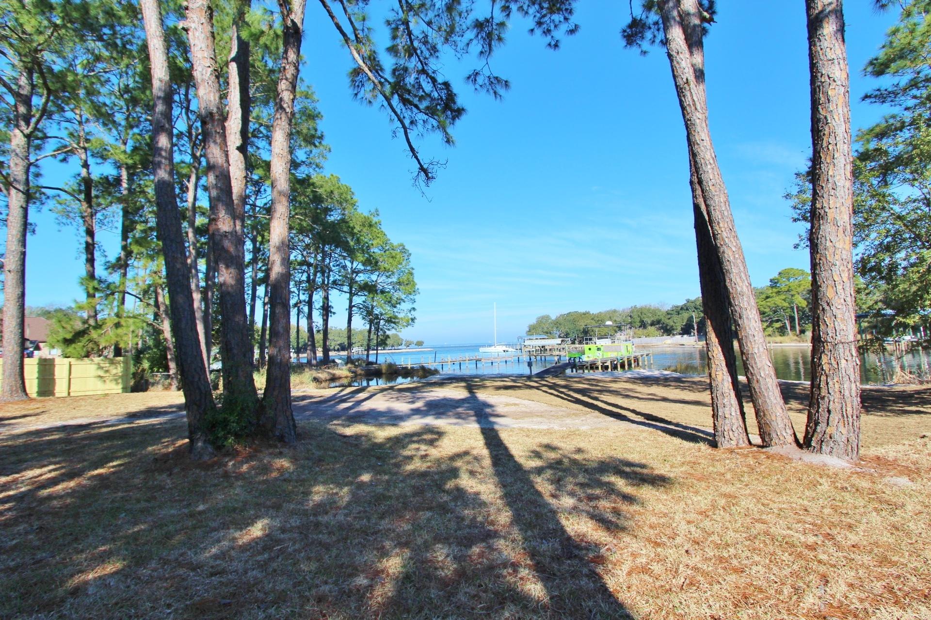 CALHOUN S/D TO DESTIN - Residential