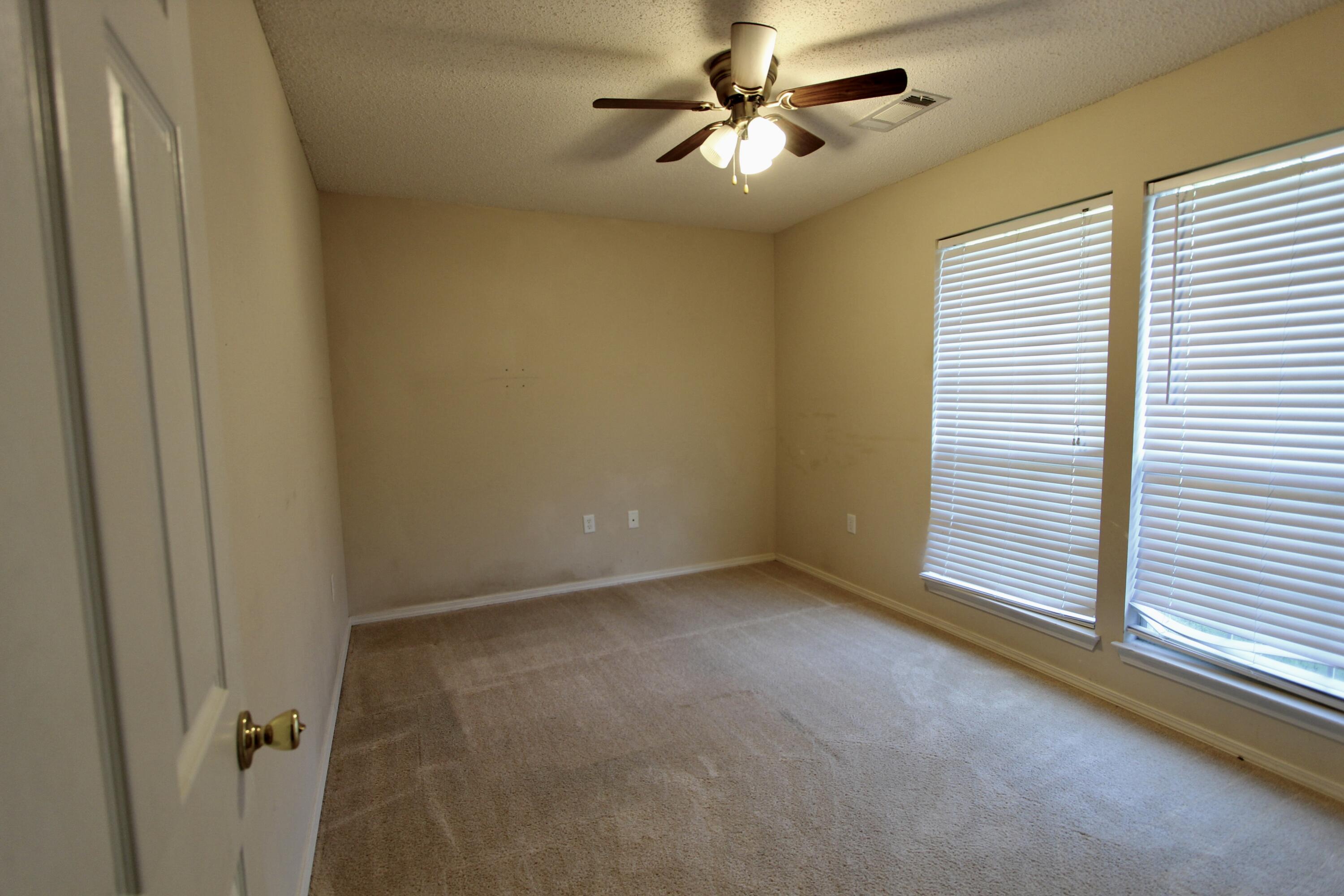 RIVERCHASE S/D PH 1 - Residential