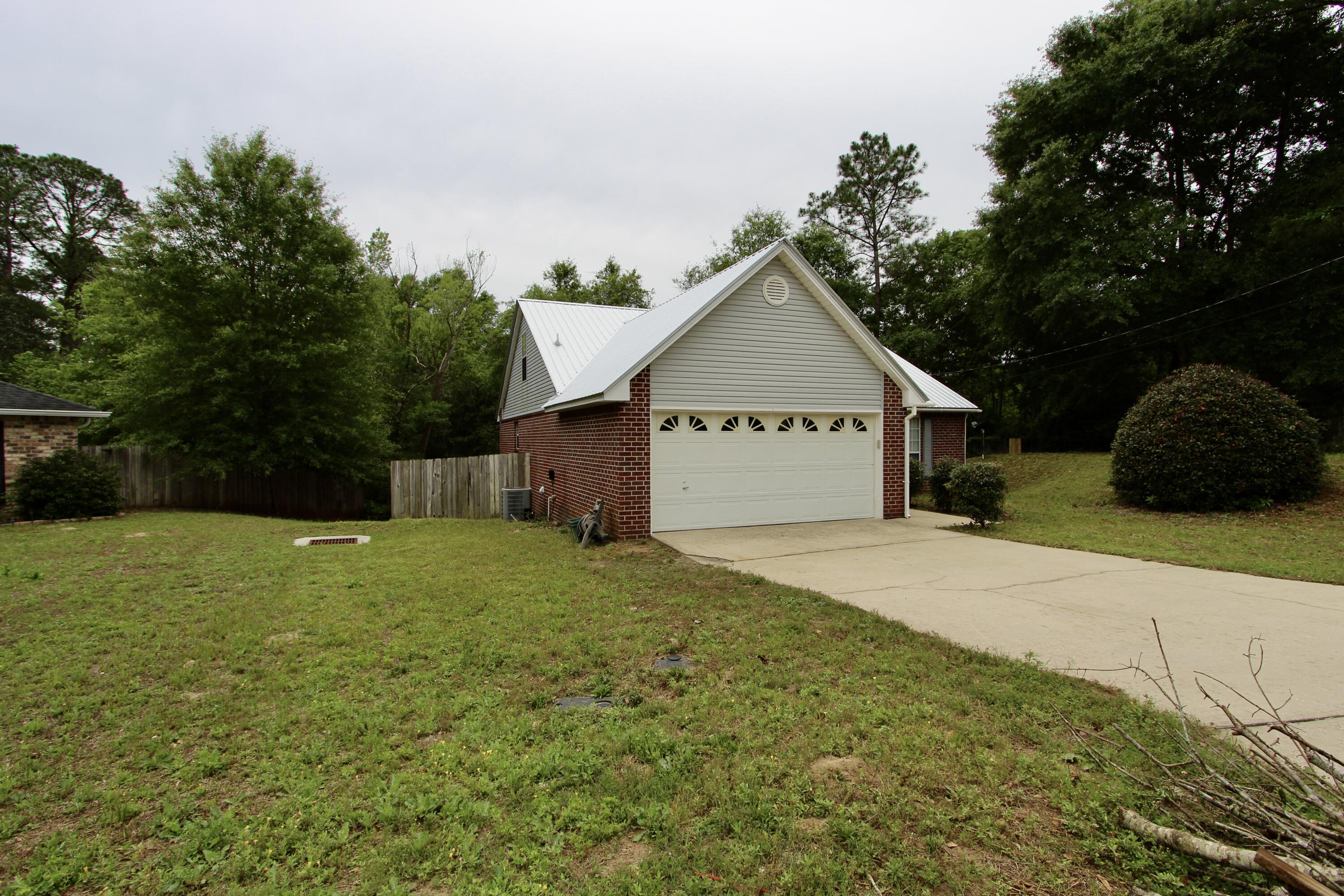 RIVERCHASE S/D PH 1 - Residential