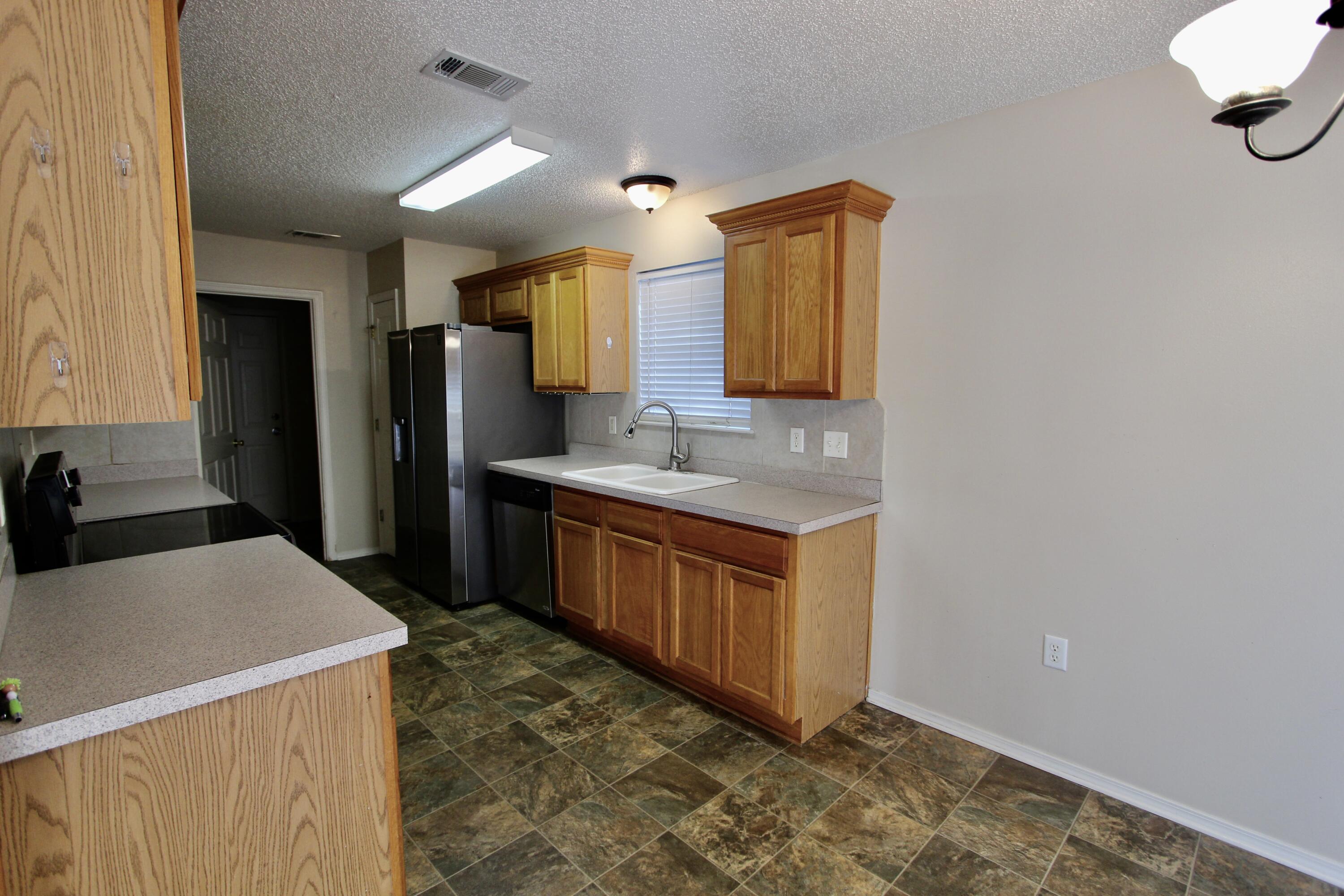 RIVERCHASE S/D PH 1 - Residential