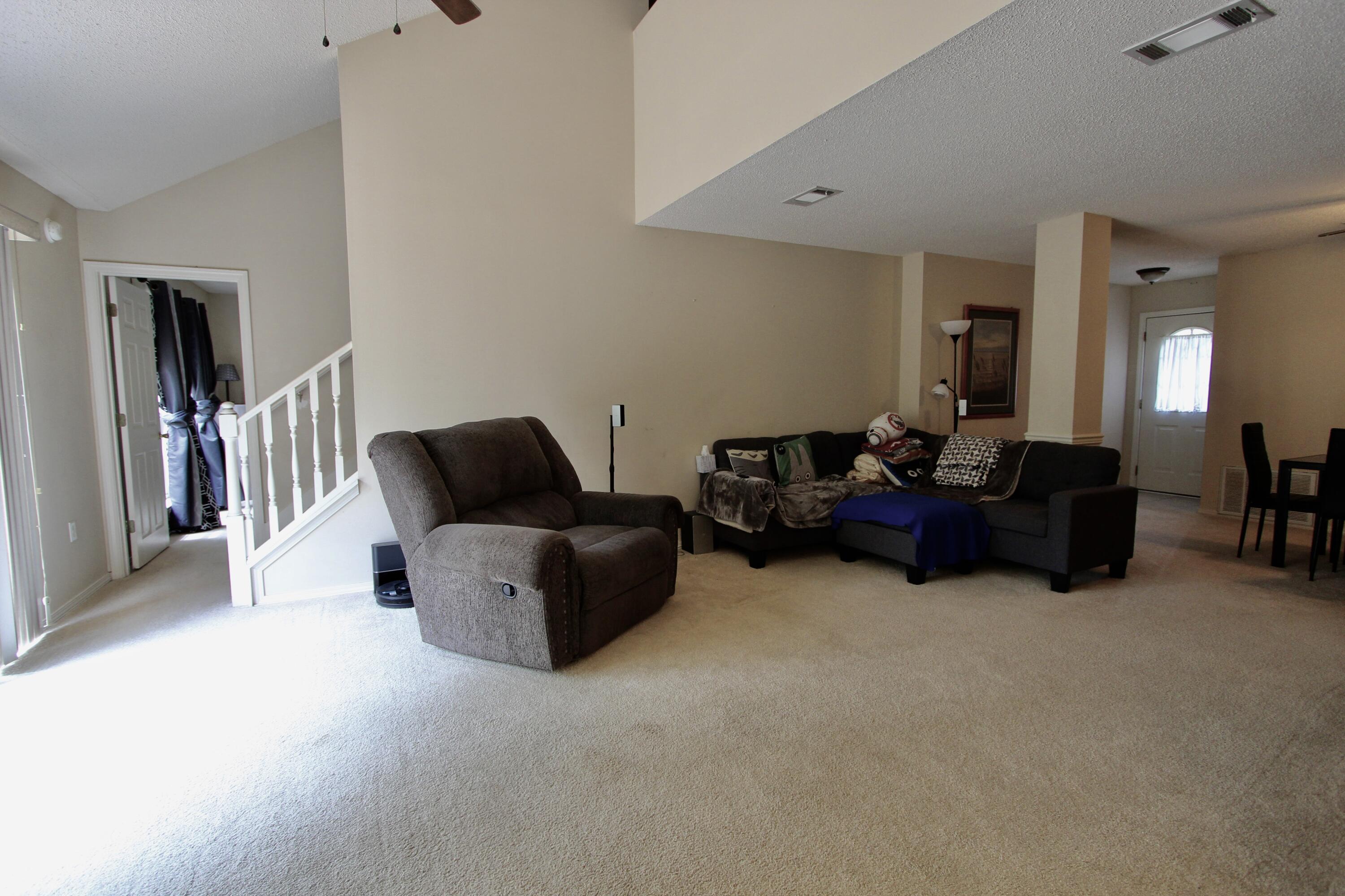 RIVERCHASE S/D PH 1 - Residential