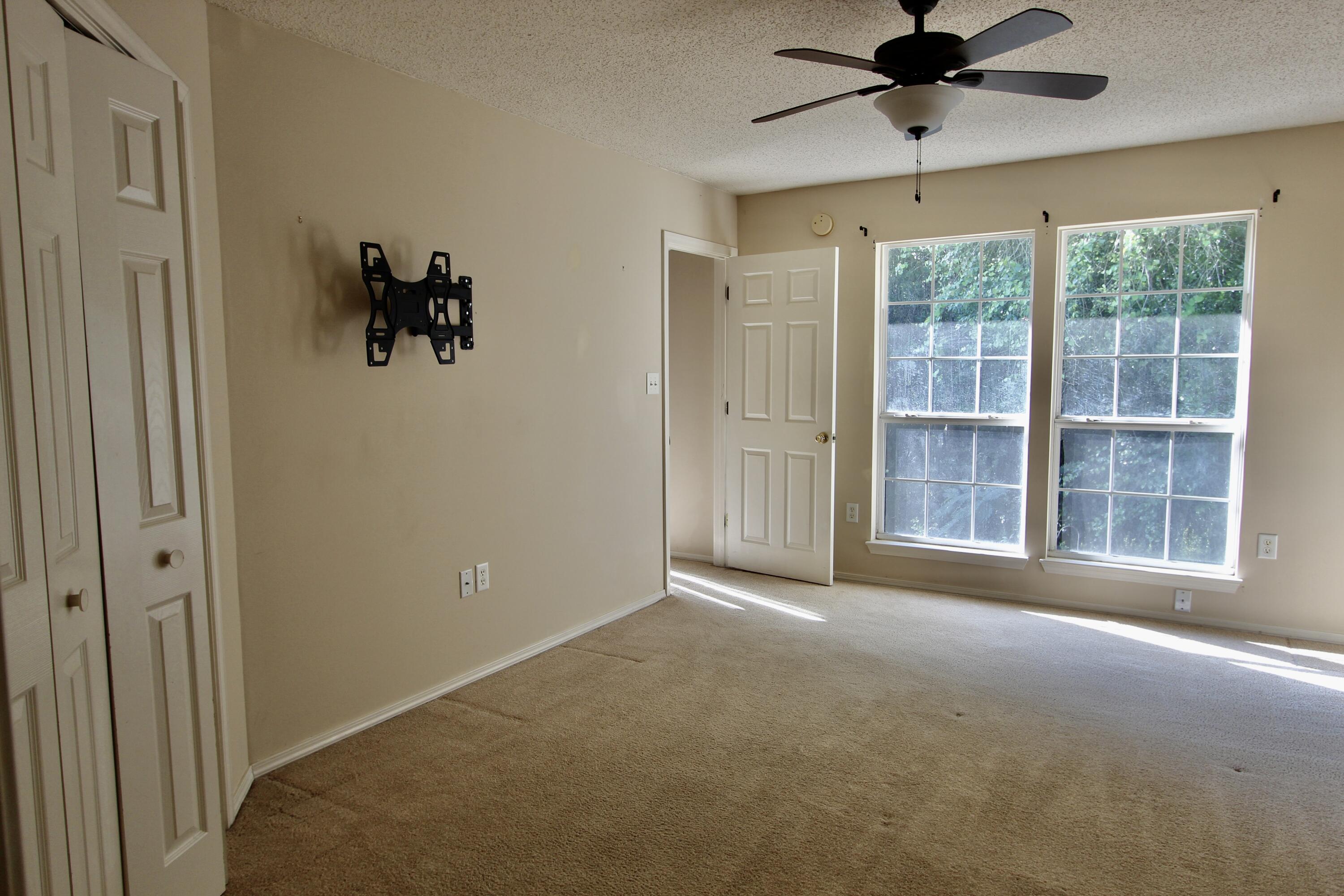 RIVERCHASE S/D PH 1 - Residential