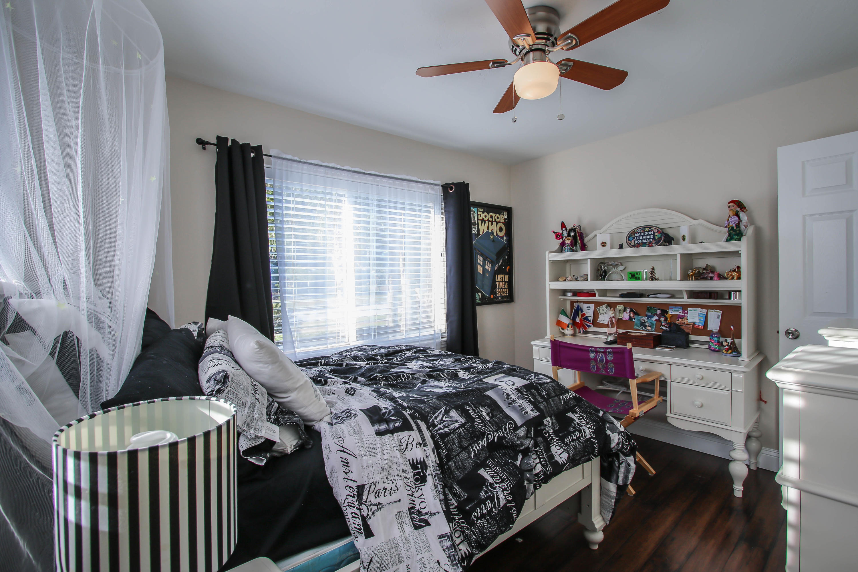 OAK TREE PARK - Residential