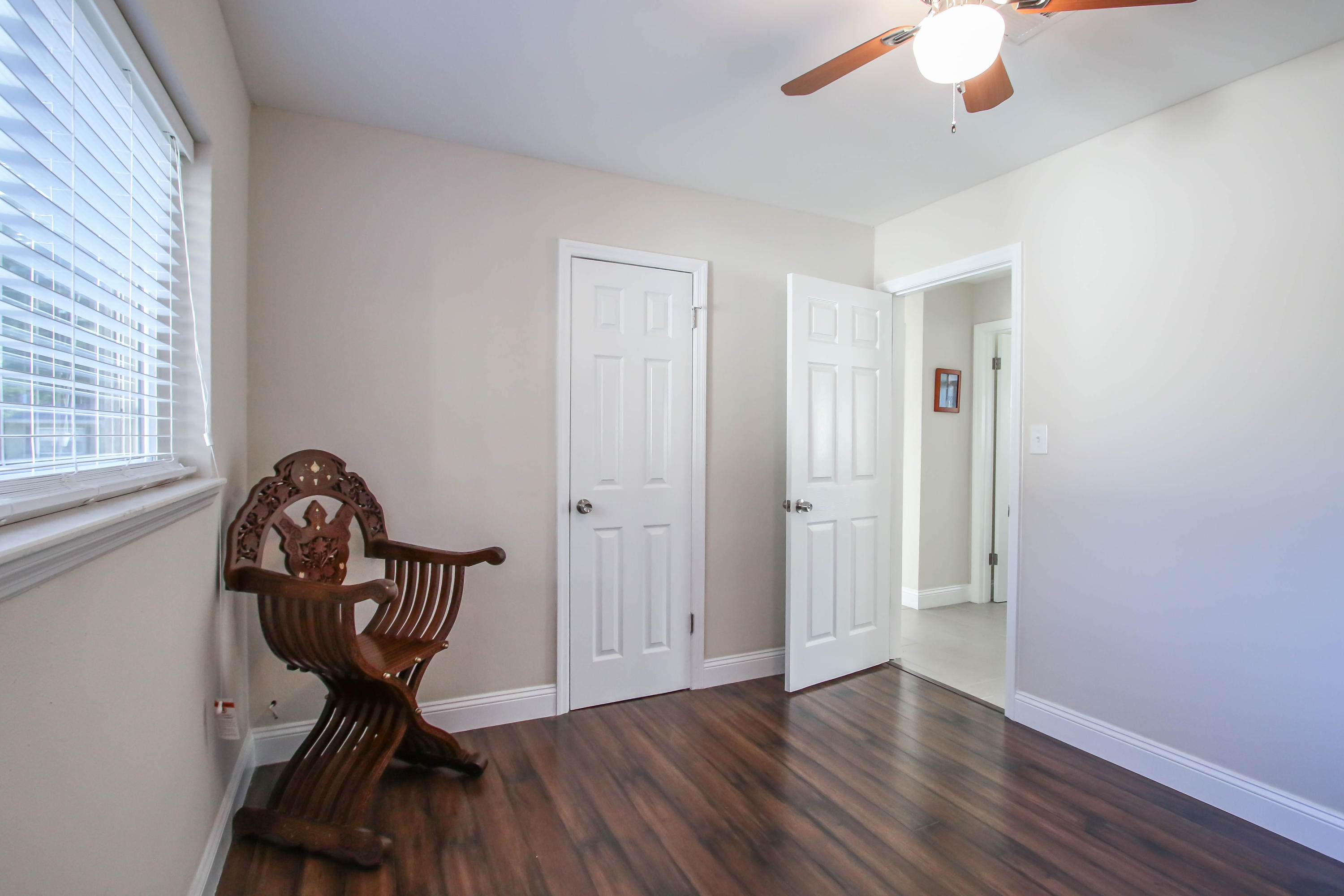 OAK TREE PARK - Residential