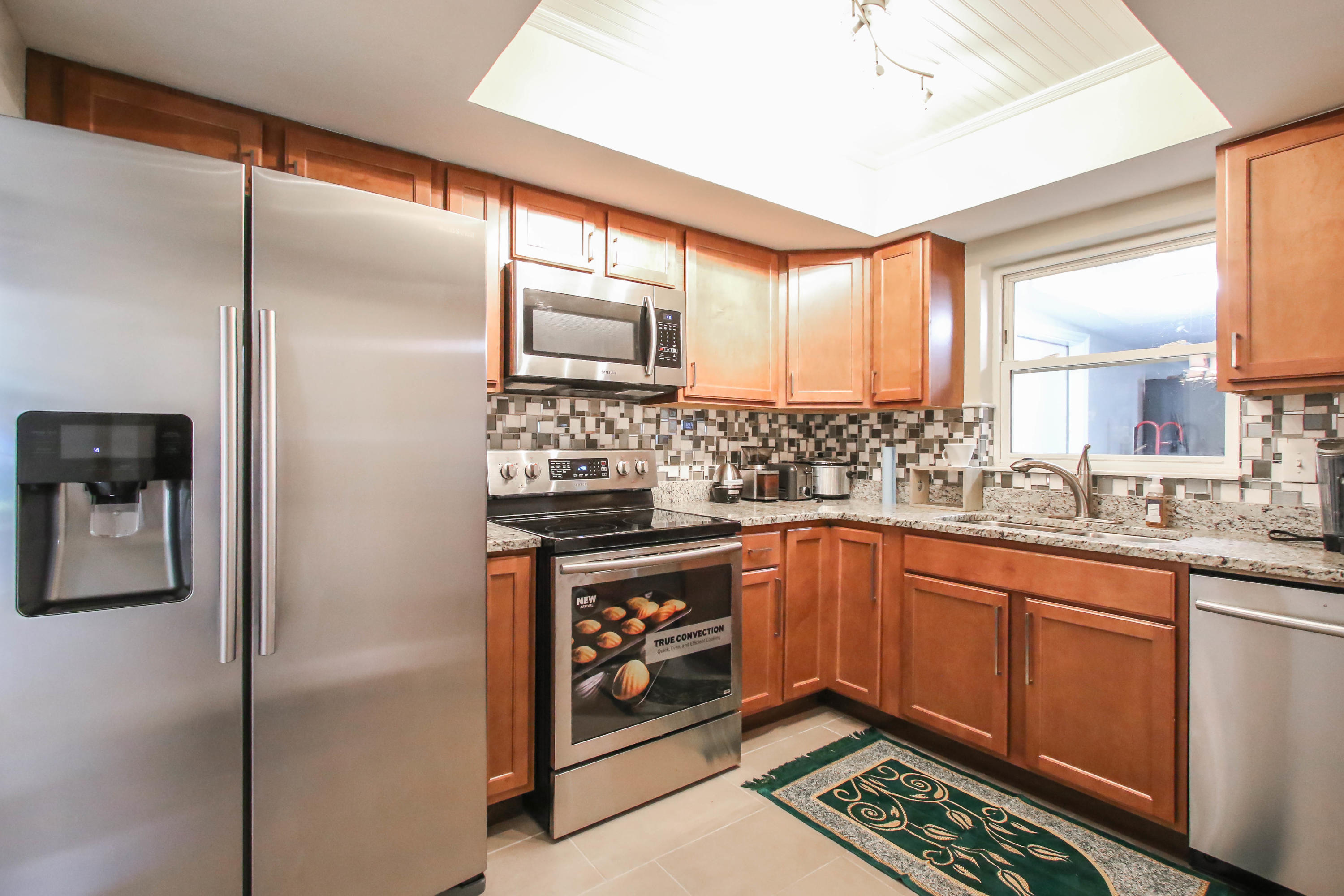 OAK TREE PARK - Residential