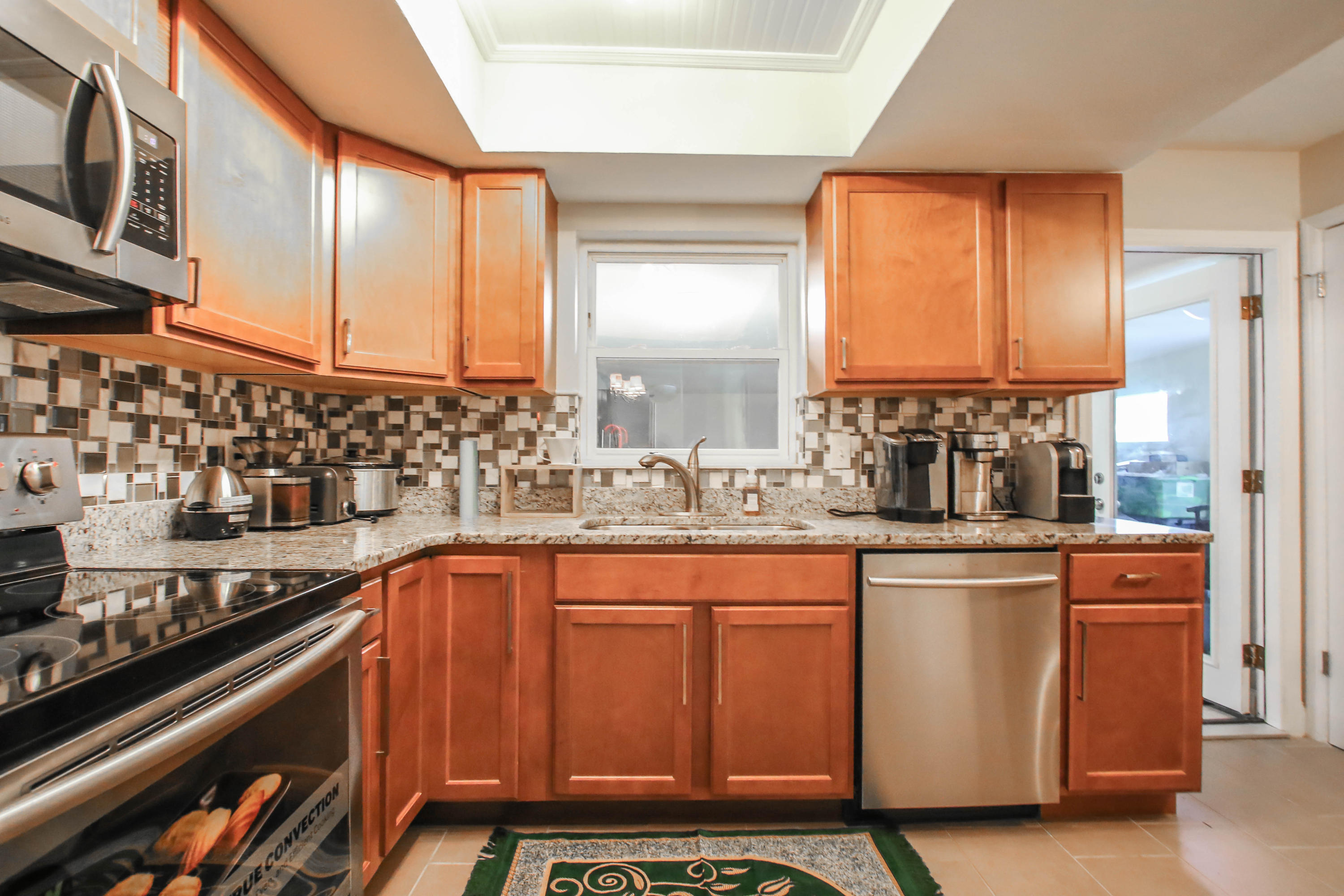 OAK TREE PARK - Residential