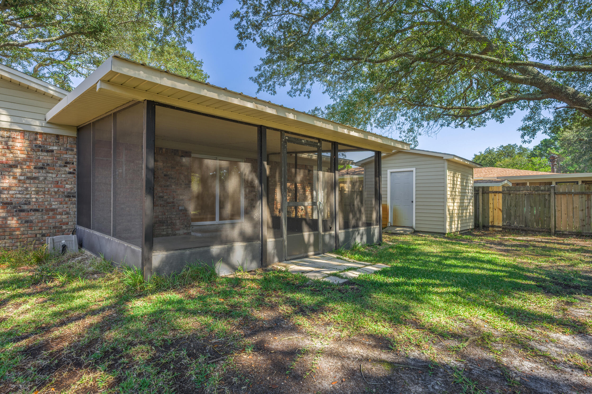 MIRAMAR ESTATES 2ND ADDN - Residential