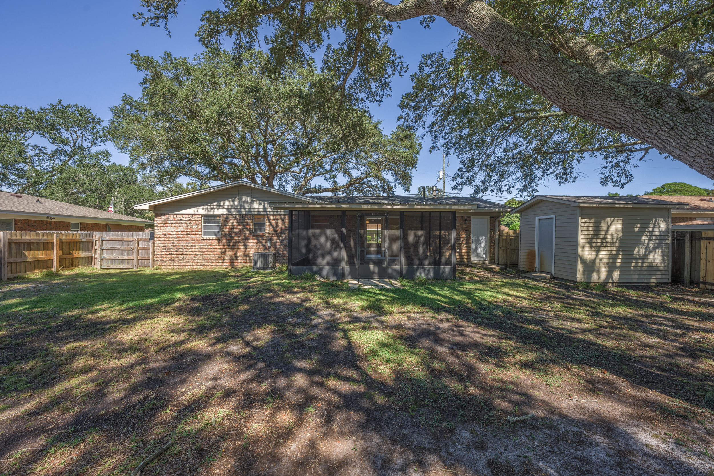 MIRAMAR ESTATES 2ND ADDN - Residential