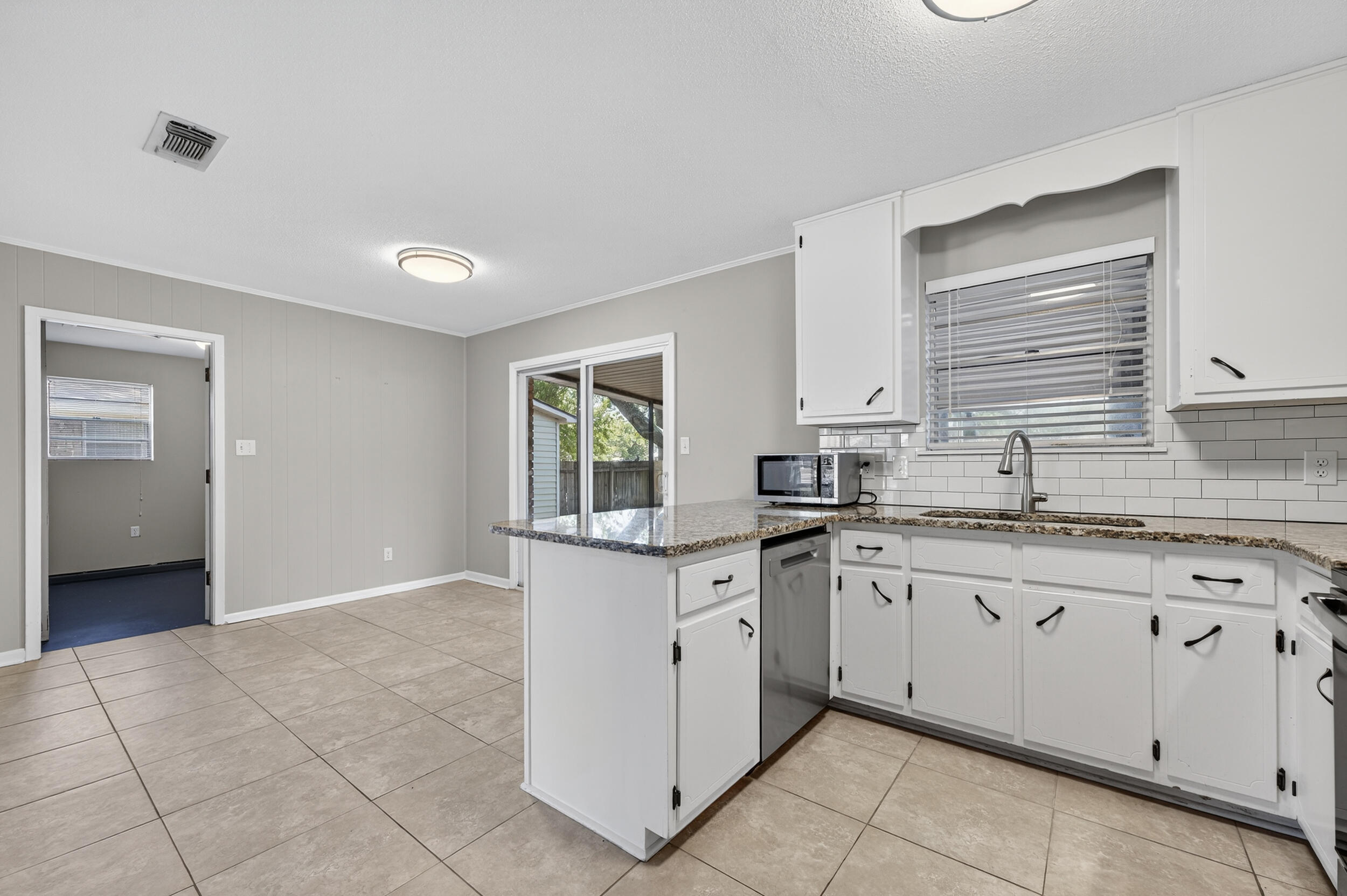 MIRAMAR ESTATES 2ND ADDN - Residential