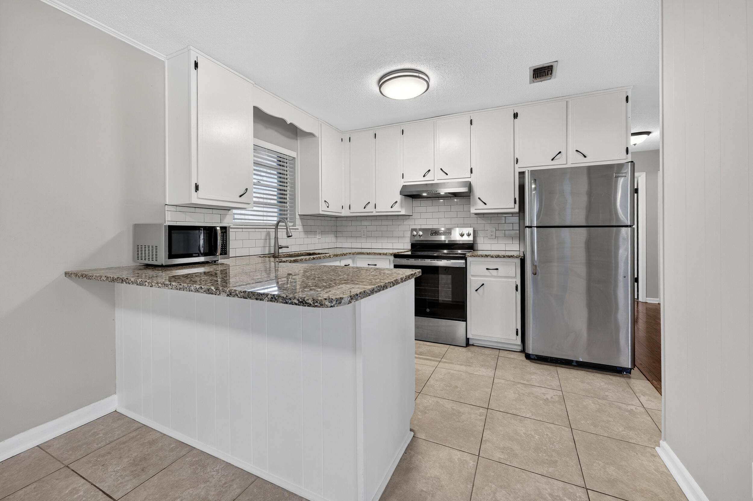 MIRAMAR ESTATES 2ND ADDN - Residential