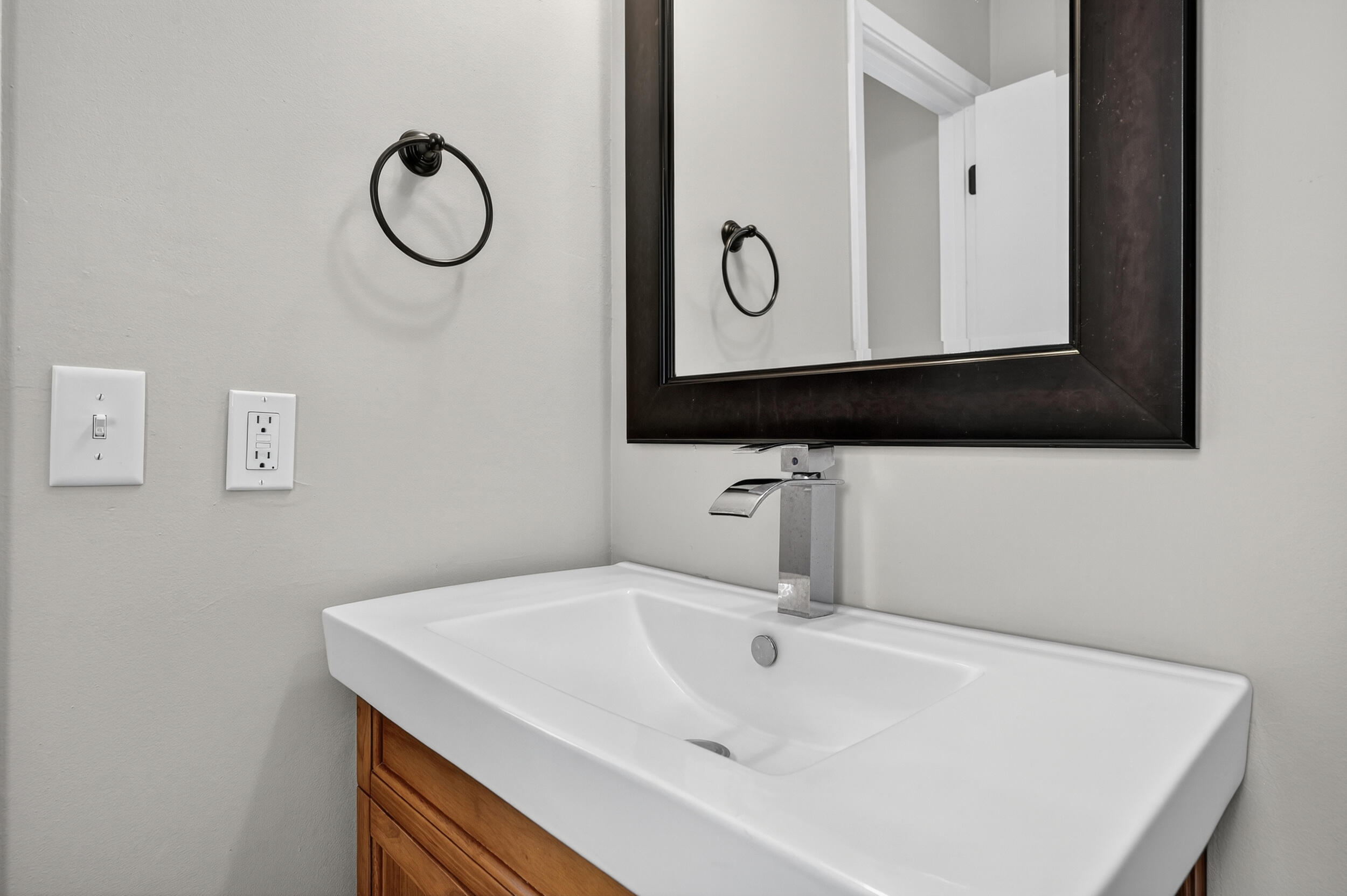 MIRAMAR ESTATES 2ND ADDN - Residential