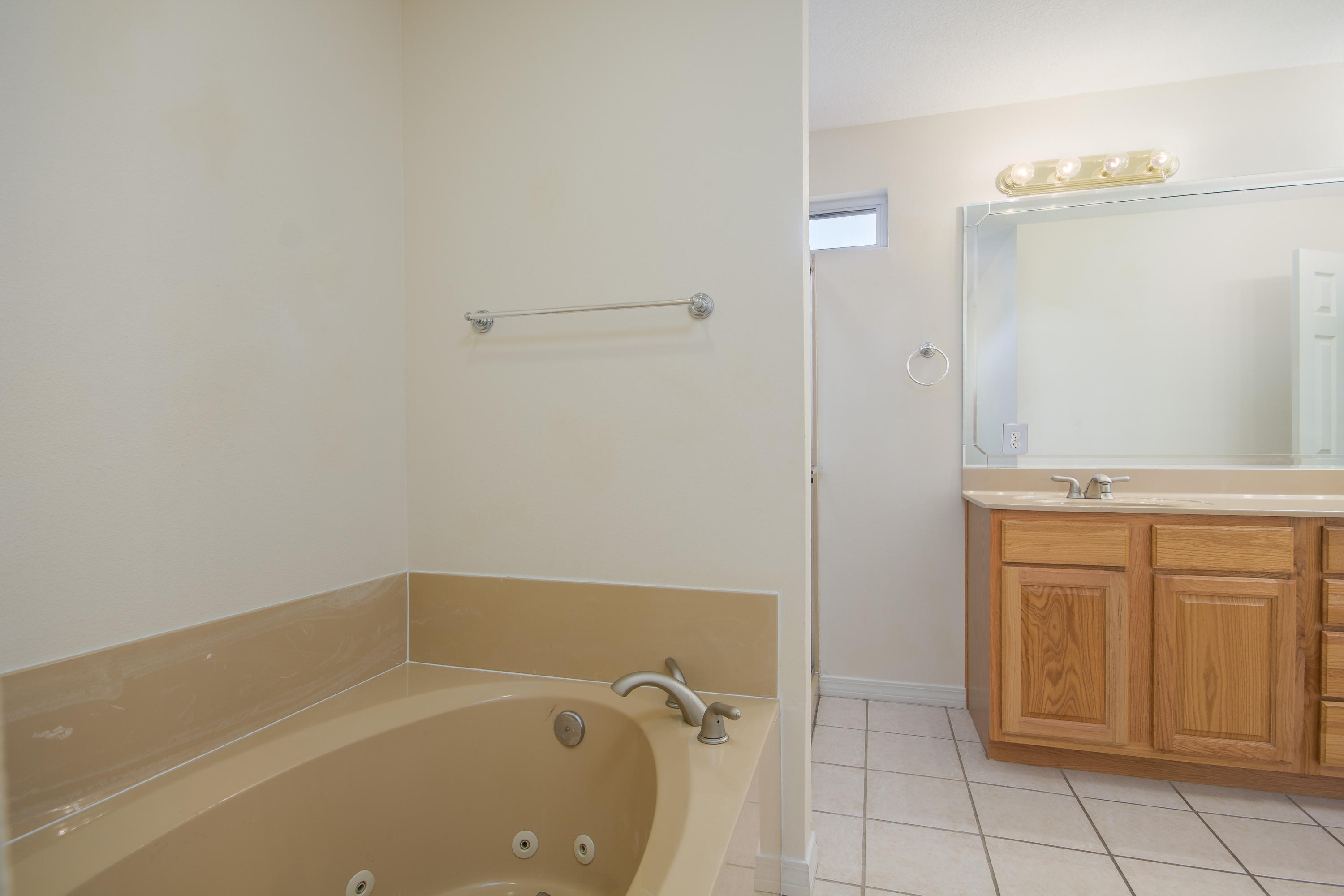 SUMMER PLACE - Residential