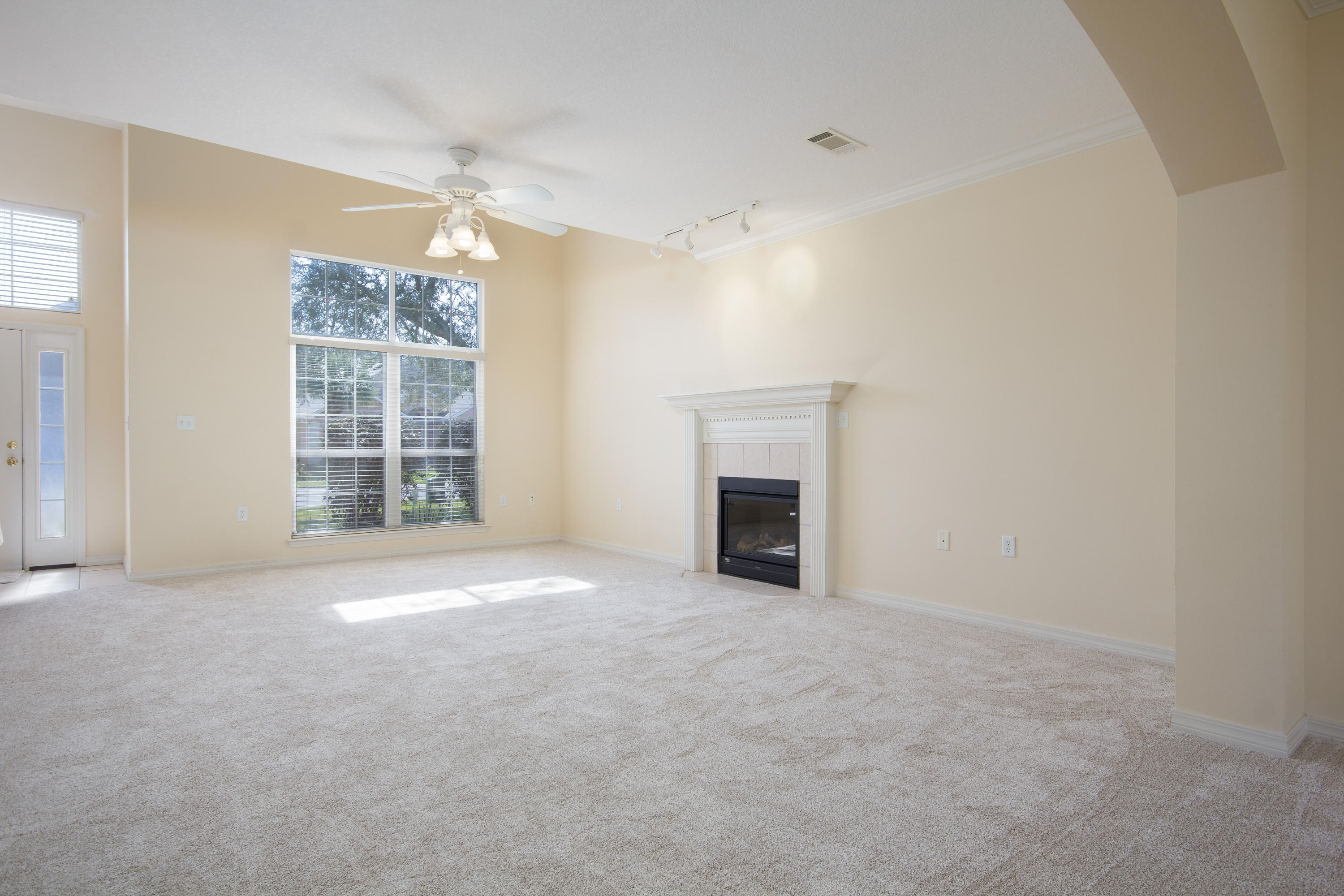 SUMMER PLACE - Residential