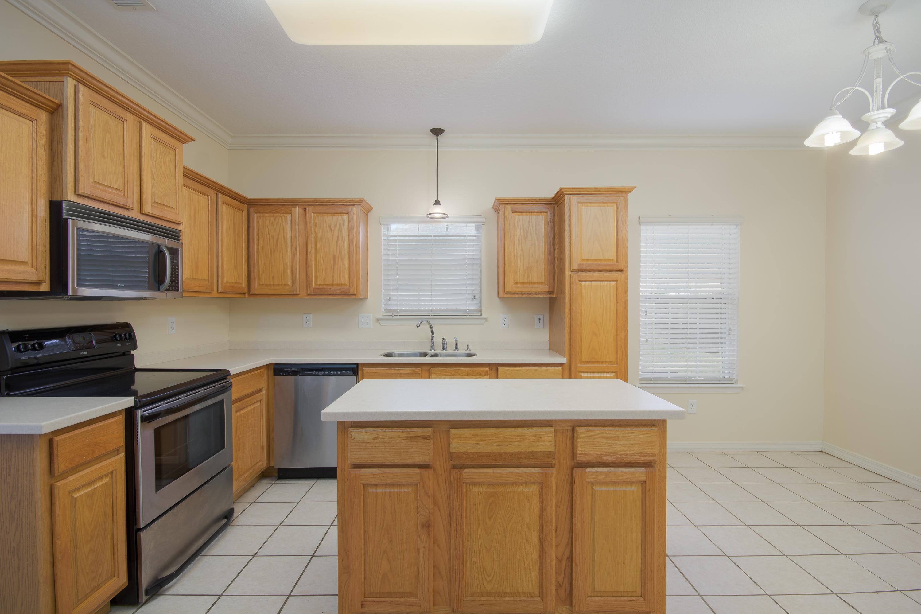 SUMMER PLACE - Residential