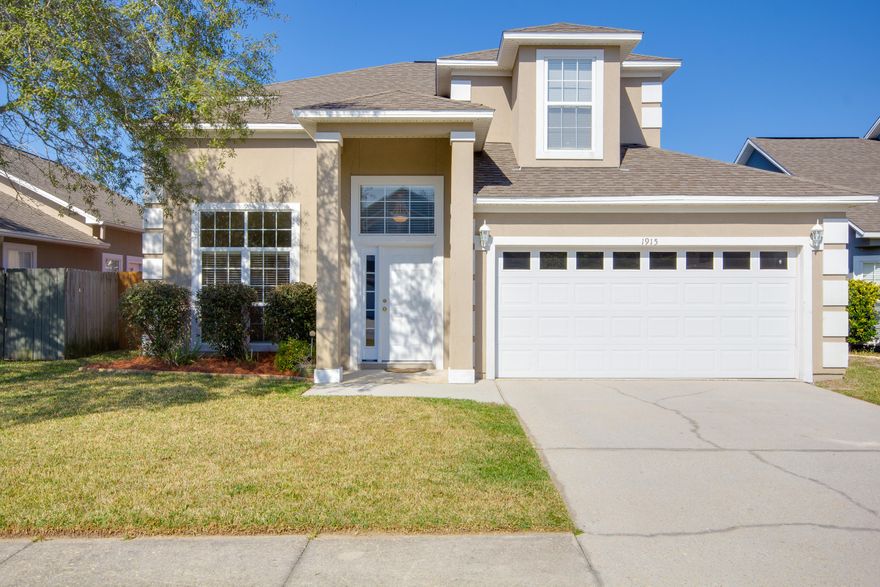 Come see this well-maintained 3 bedroom, 2.5 bathroom home in the heart of Fort Walton Beach. Vaulted ceilings greet you as soon as you walk in the front door, and there are no popcorn ceilings here! Brand new carpet throughout makes this home completely move-in ready. Located in a quiet neighborhood close to both bases, shopping, and the beaches, put this one on your short list!