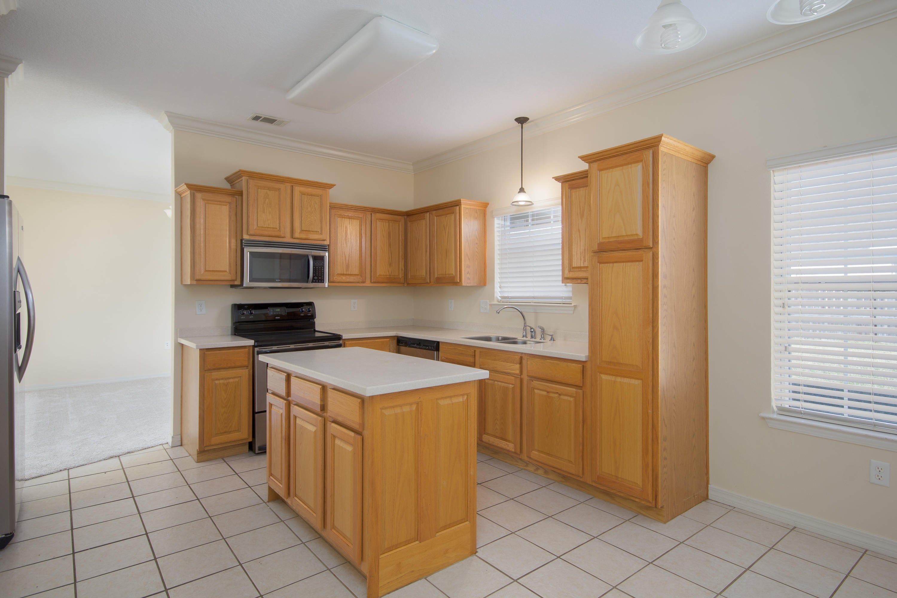 SUMMER PLACE - Residential