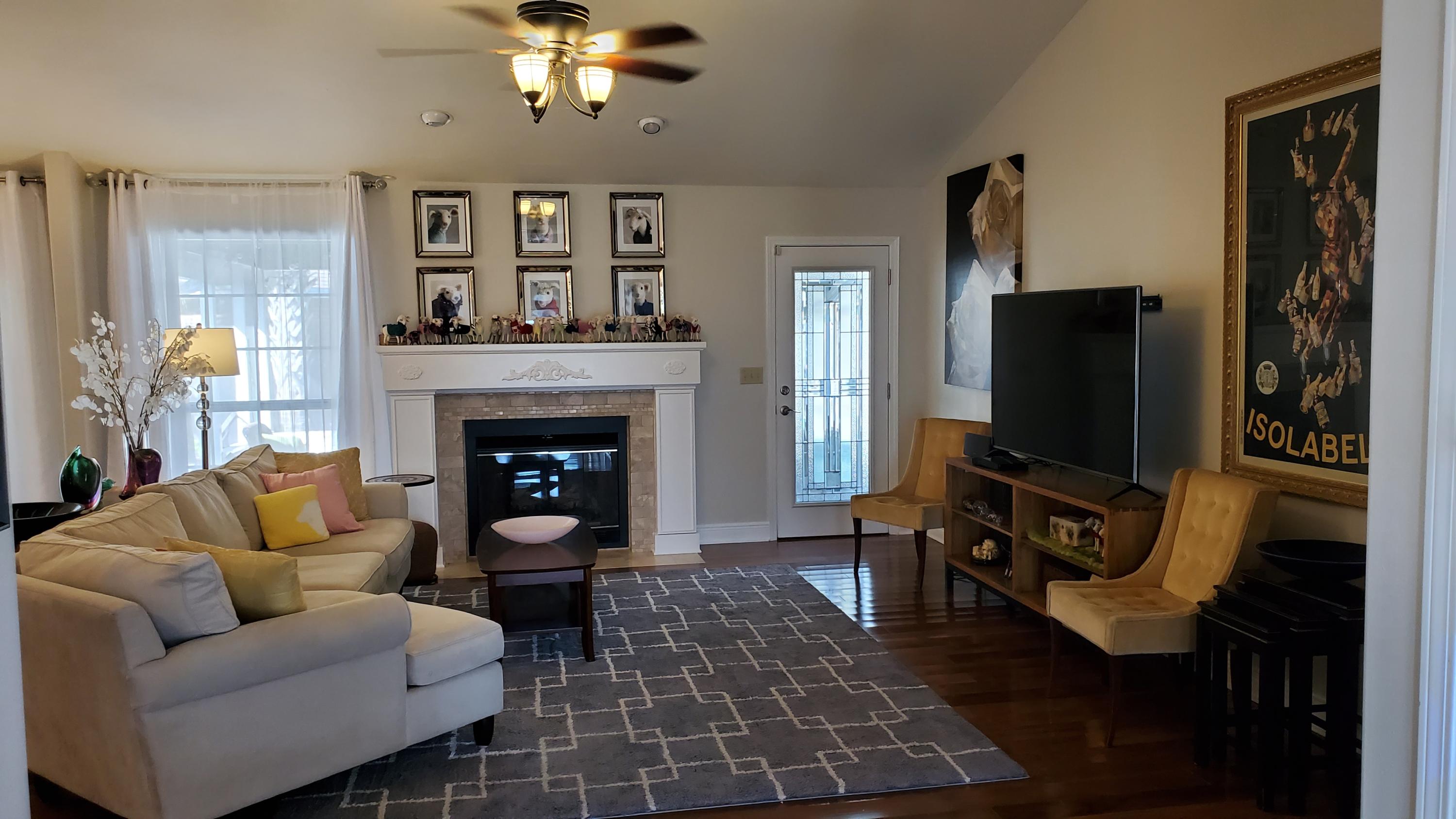 EMERALD BREEZE ESTATES - Residential