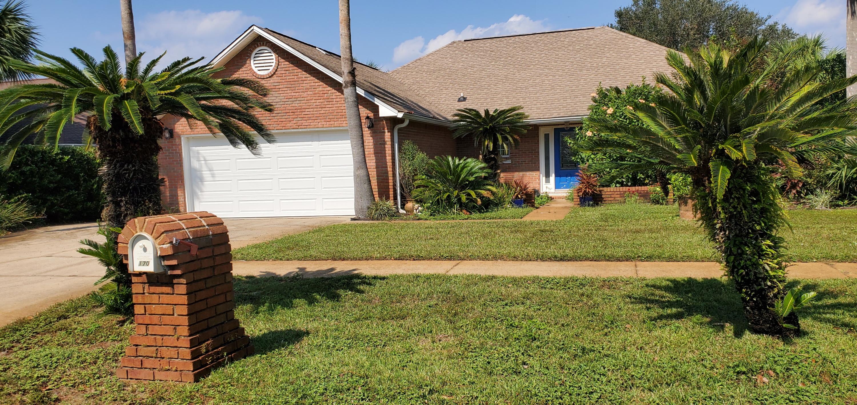 EMERALD BREEZE ESTATES - Residential