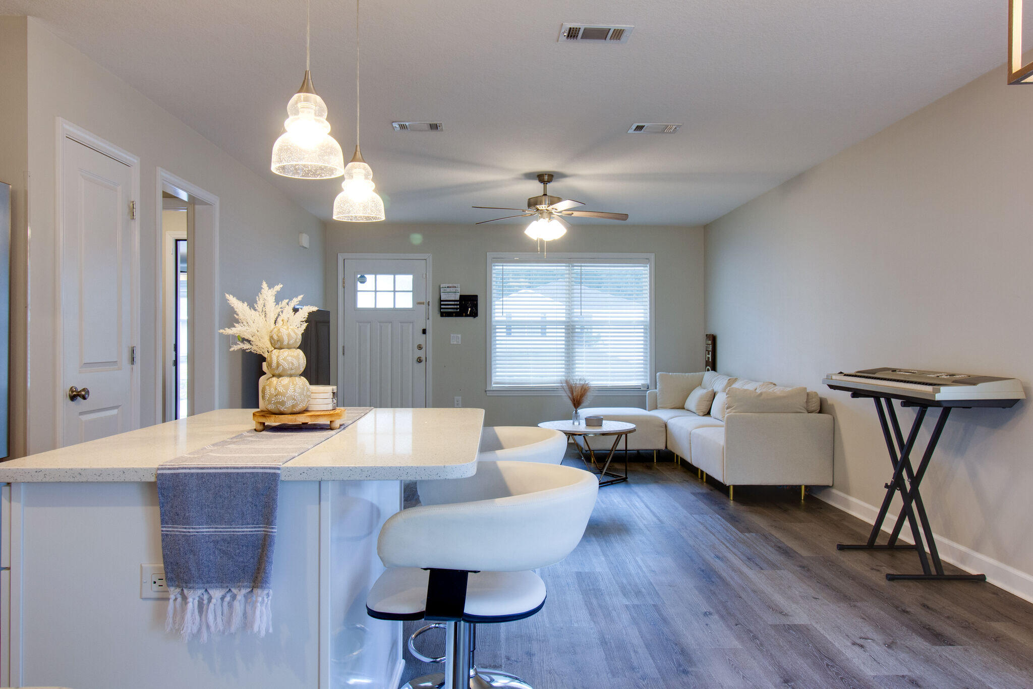 GARDEN CITY - Residential Lease