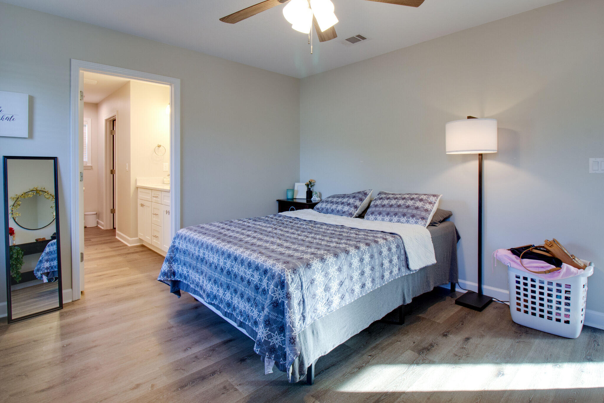 GARDEN CITY - Residential Lease