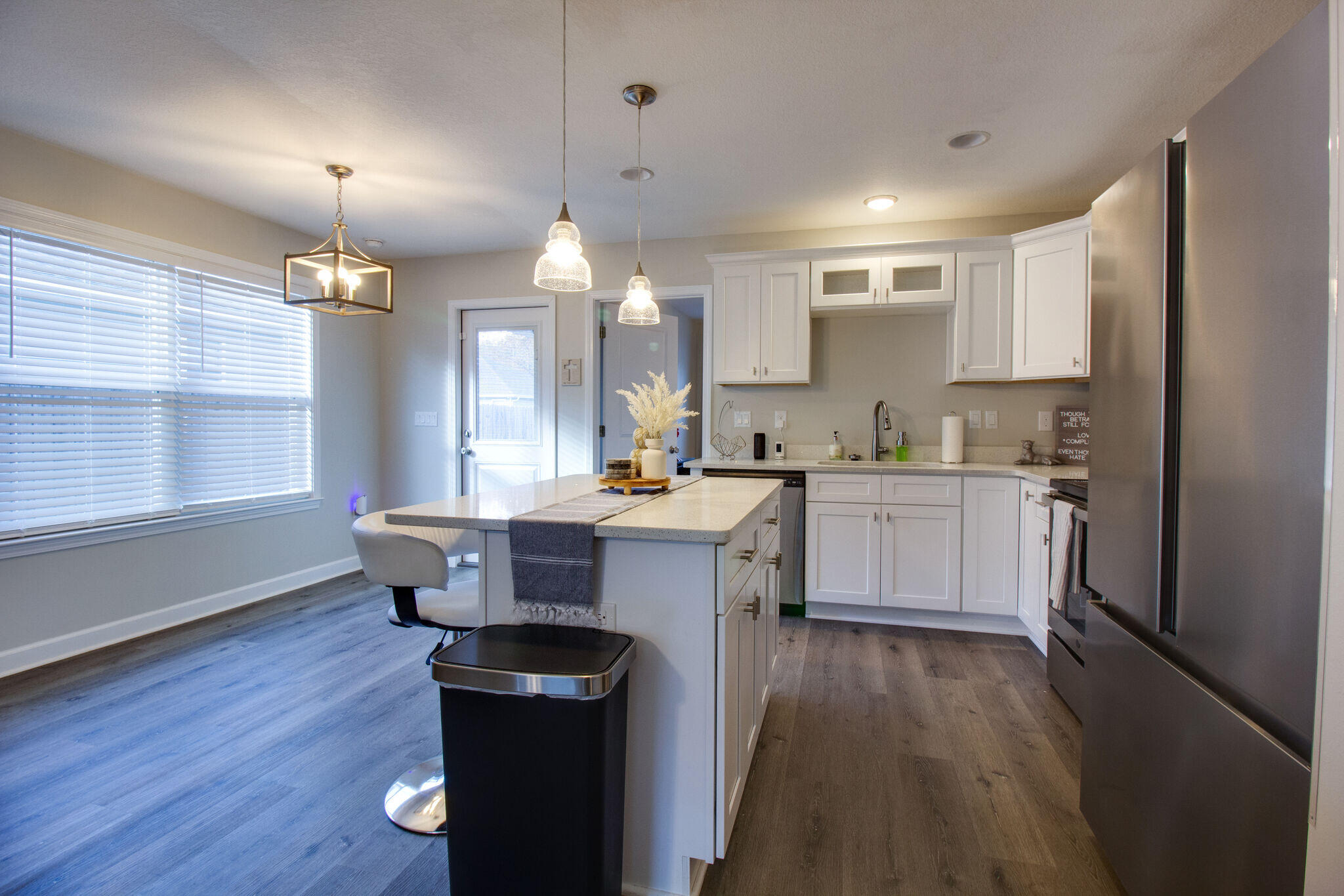 GARDEN CITY - Residential Lease