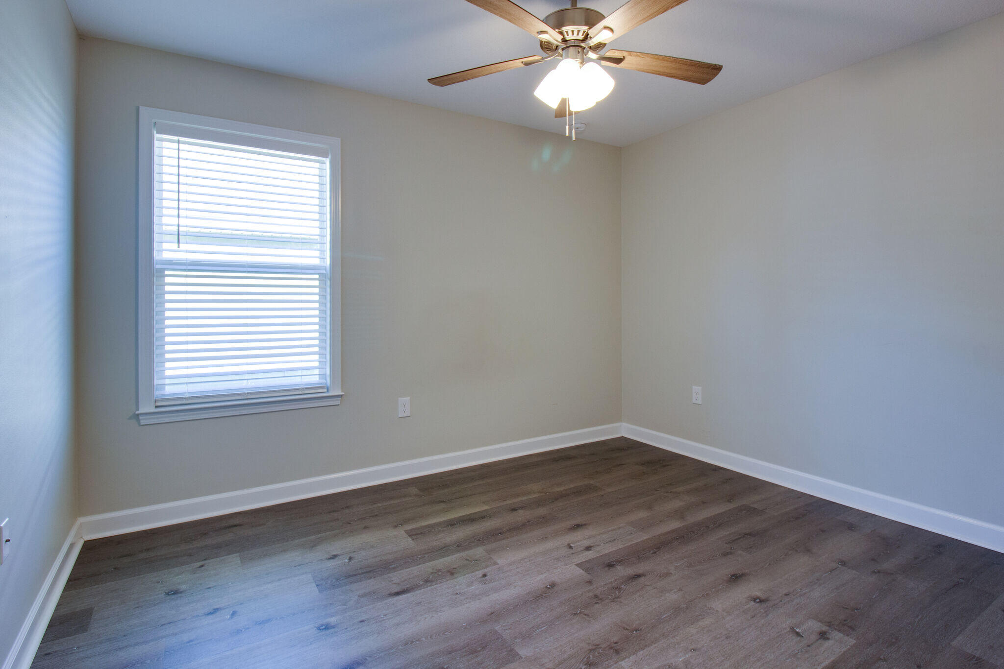 GARDEN CITY - Residential Lease