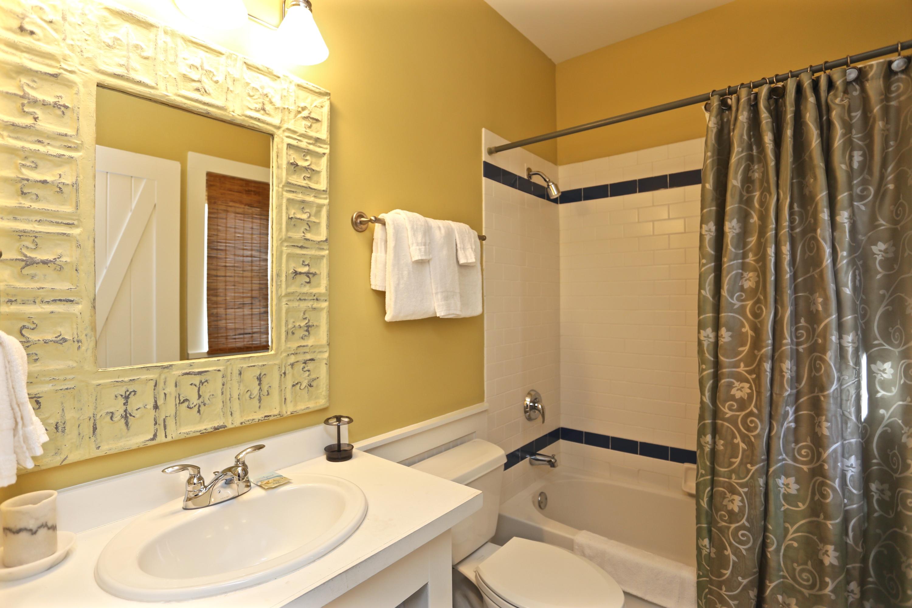 MAGNOLIA COTTAGES - Residential