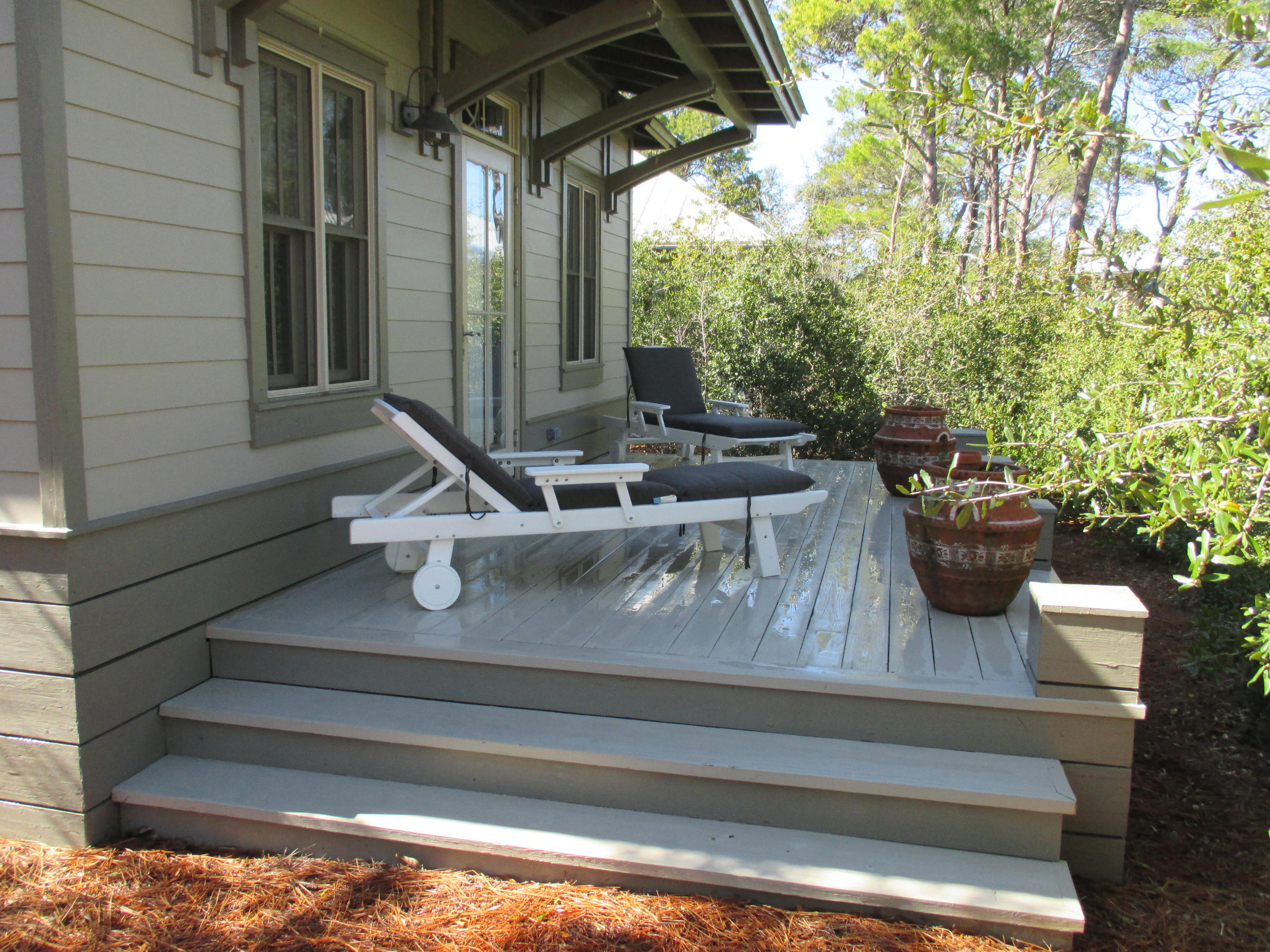 MAGNOLIA COTTAGES - Residential