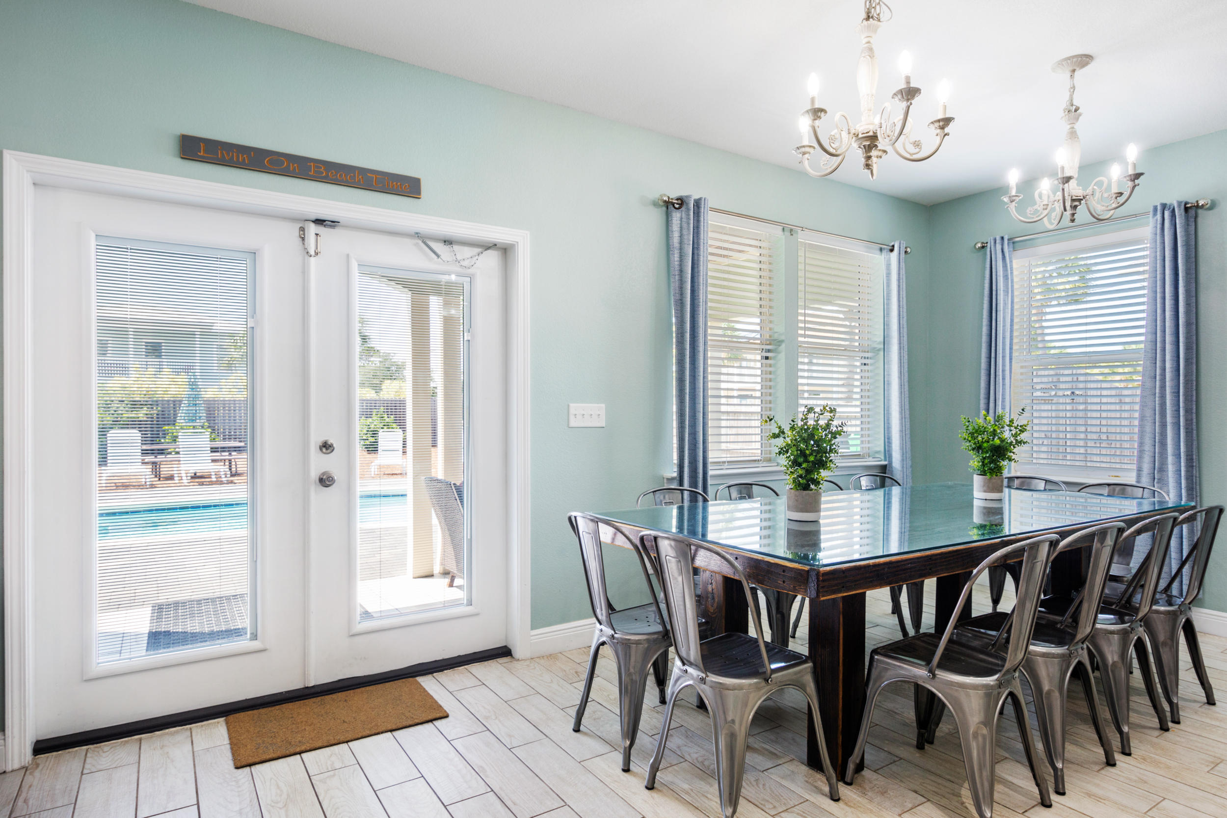 CRYSTAL BEACH - Residential