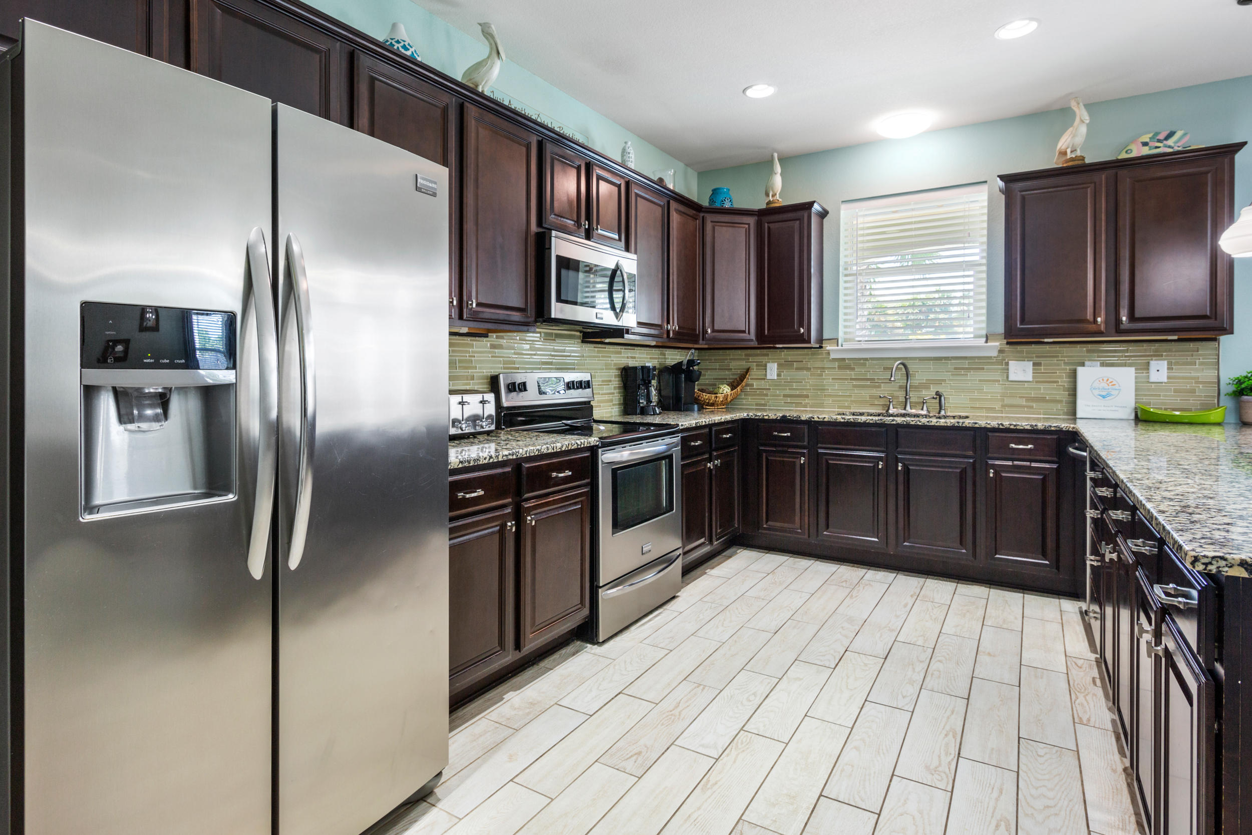 CRYSTAL BEACH - Residential