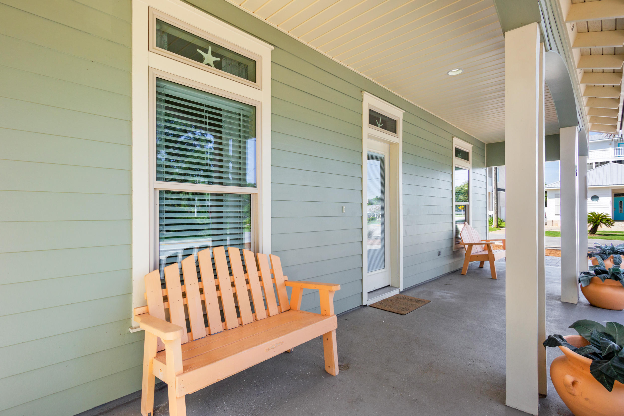 CRYSTAL BEACH - Residential