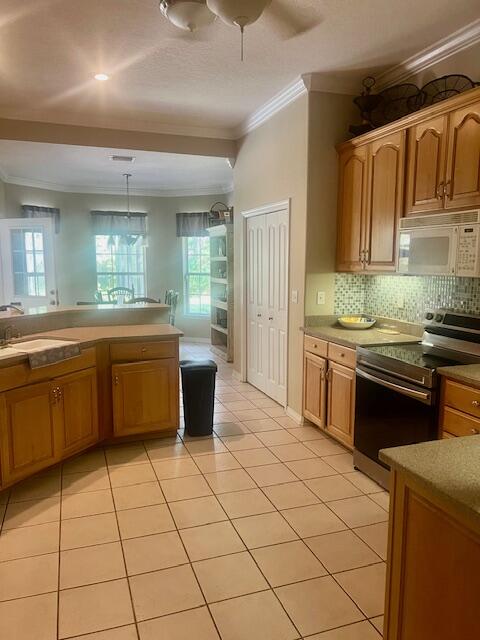 DRIFTWOOD ESTATES - Residential